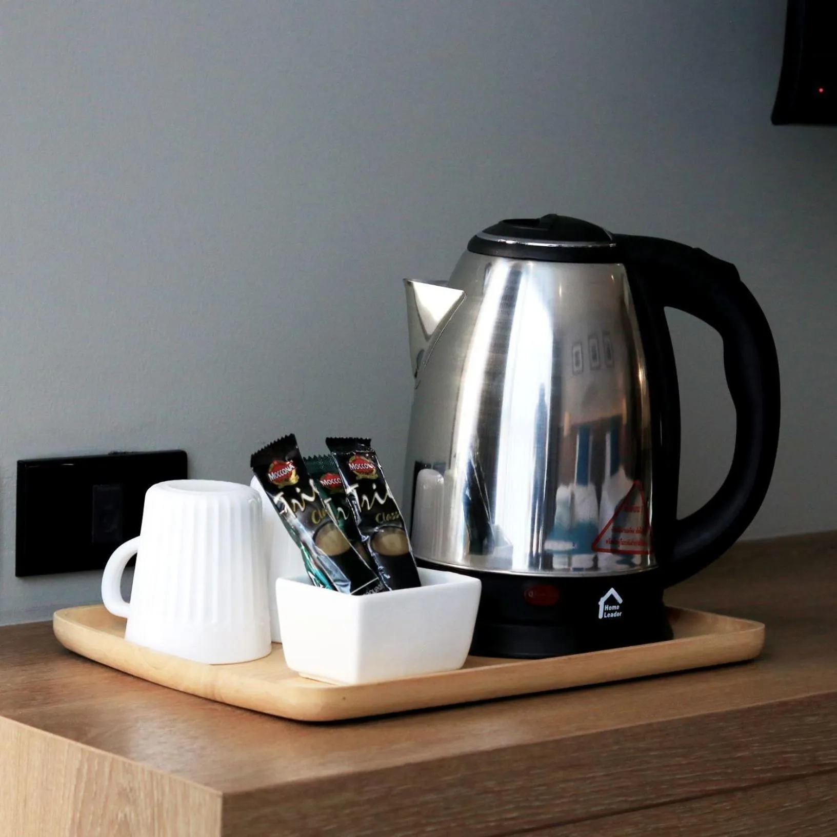 Coffee/tea facilities in B Stay Hotel