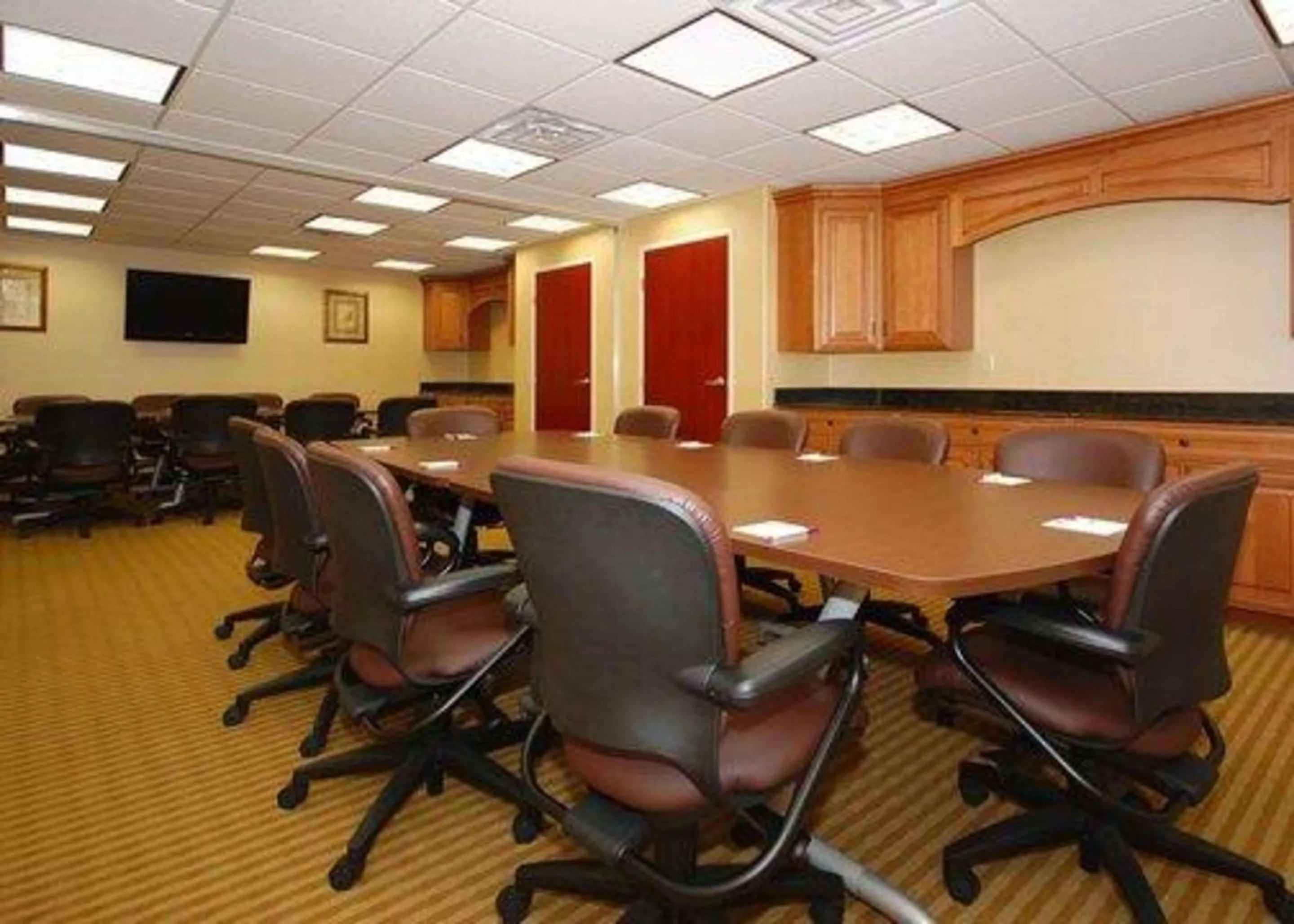 Meeting/conference room in Comfort Suites Airport