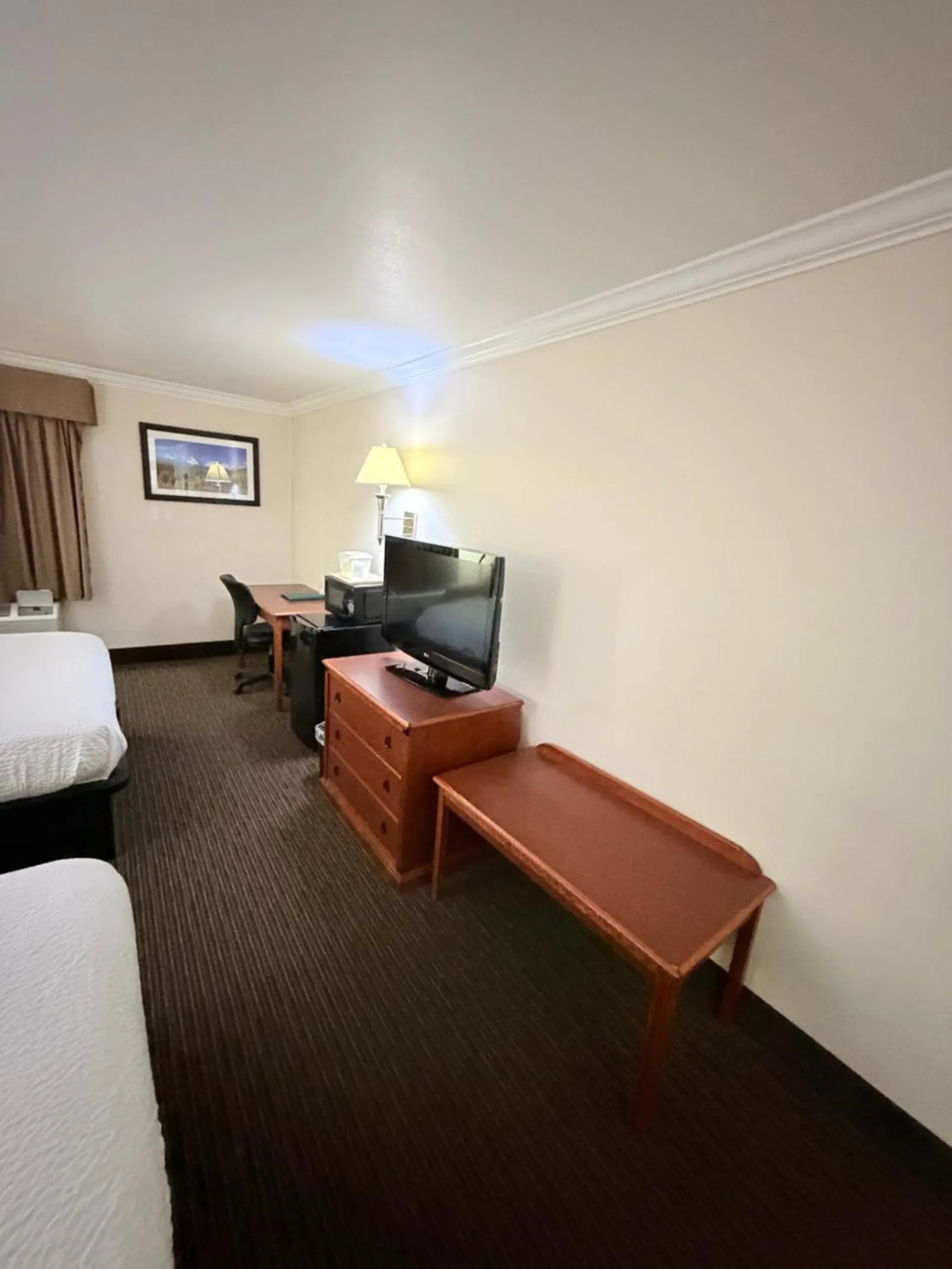 View (from property/room), Bed in Sunflower Inn & Suites