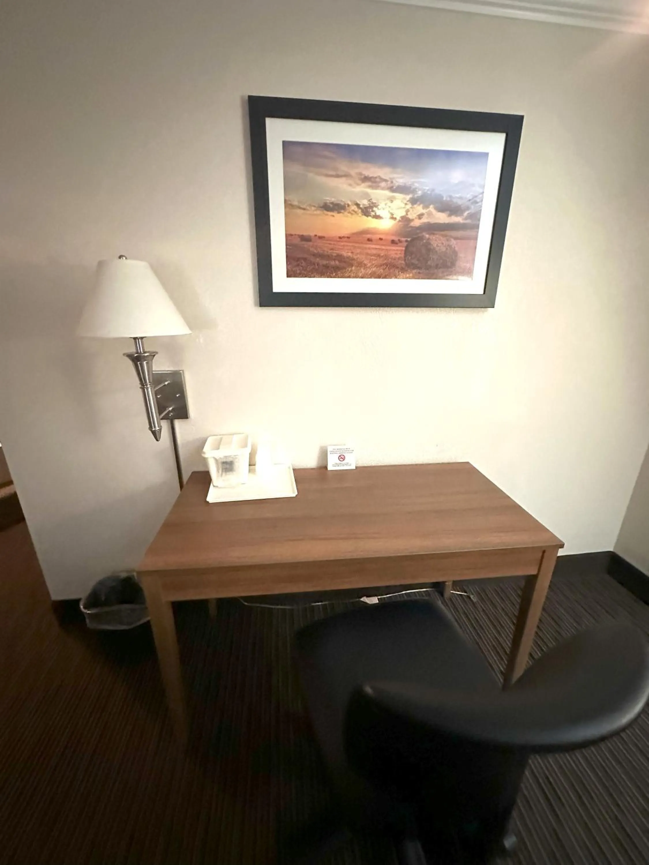 Bedroom in Sunflower Inn & Suites