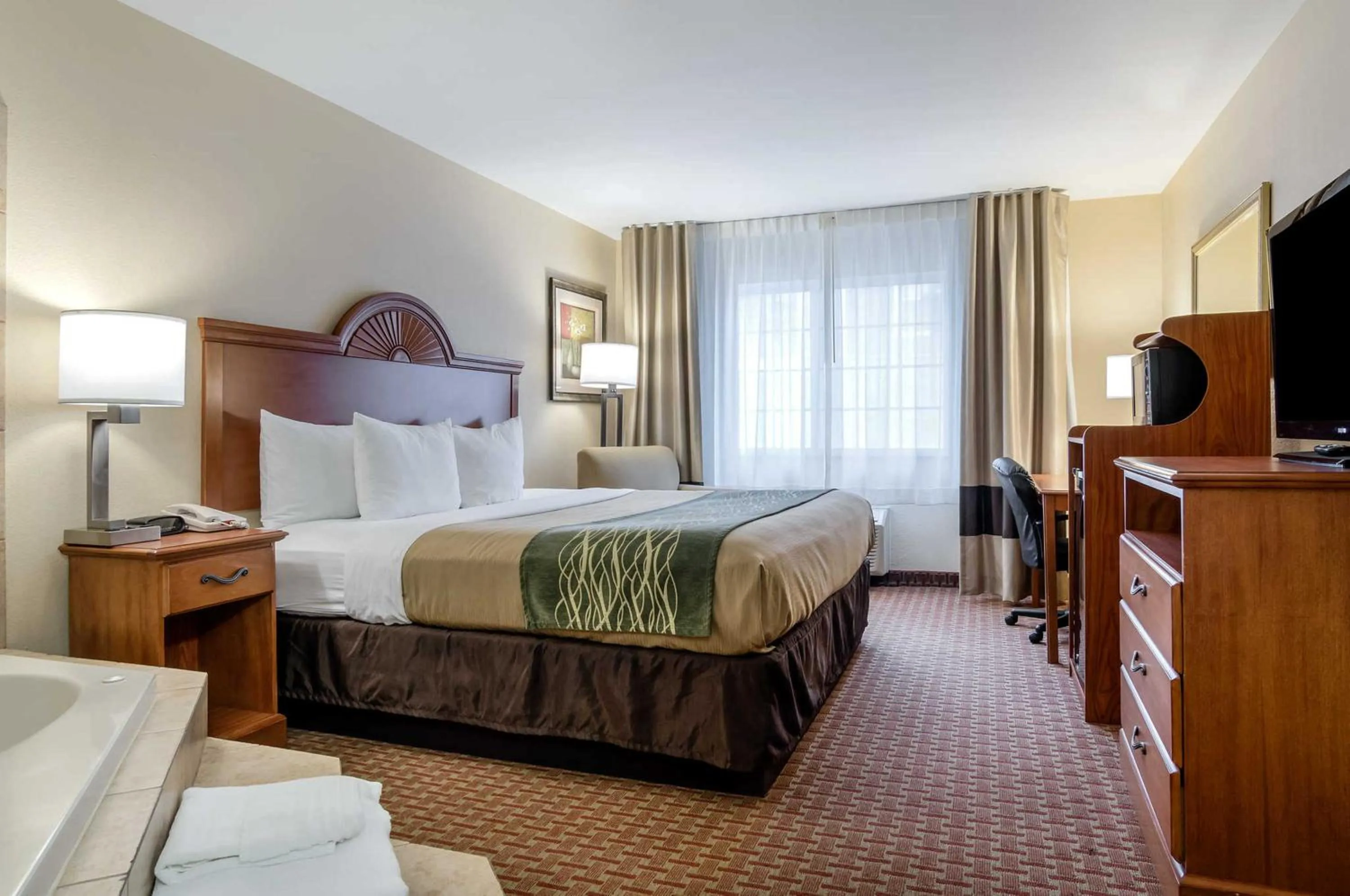 Bedroom, Bed in Super 8 by Wyndham Great Bend