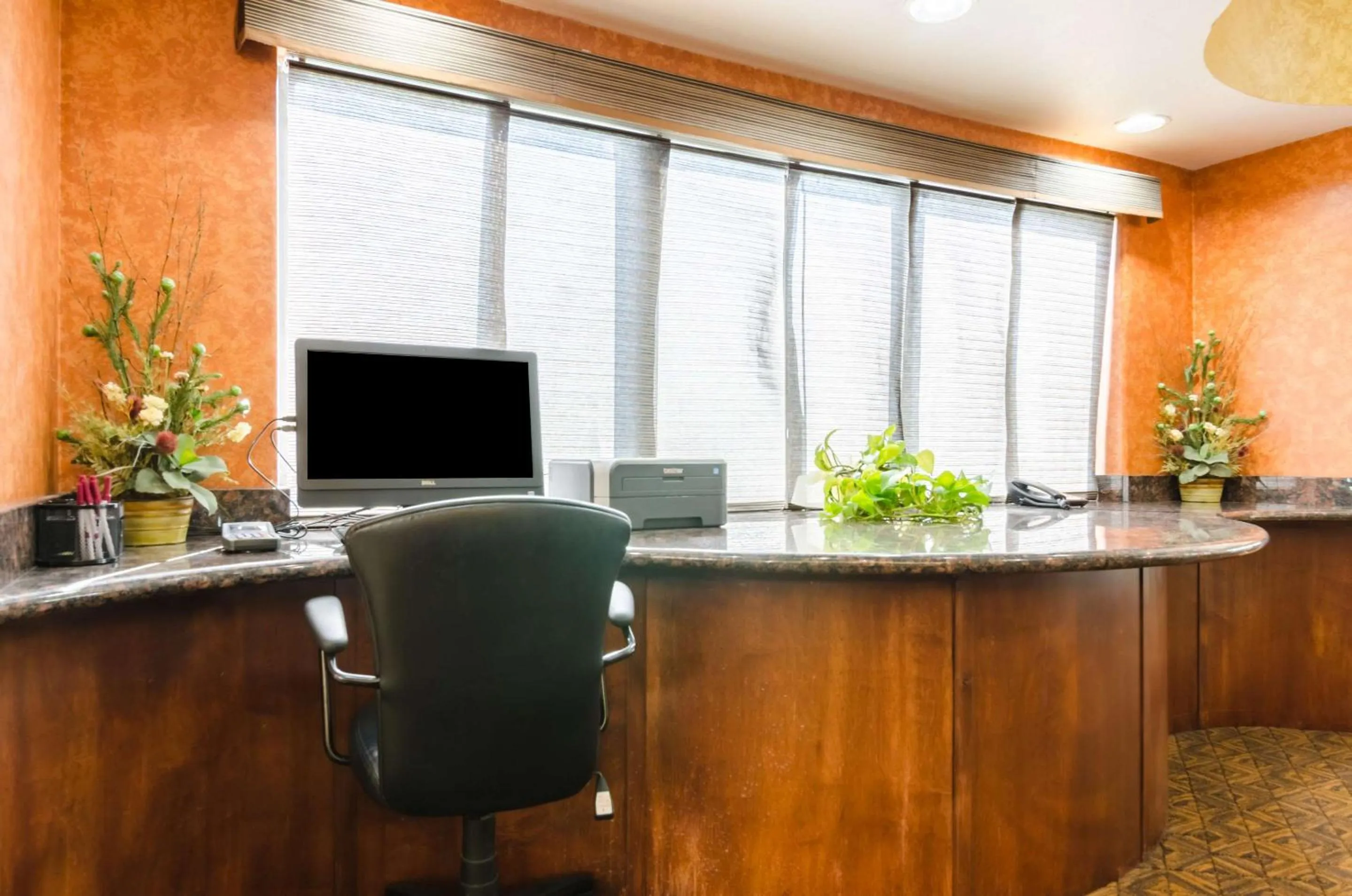 Business facilities in Comfort Suites Salina South