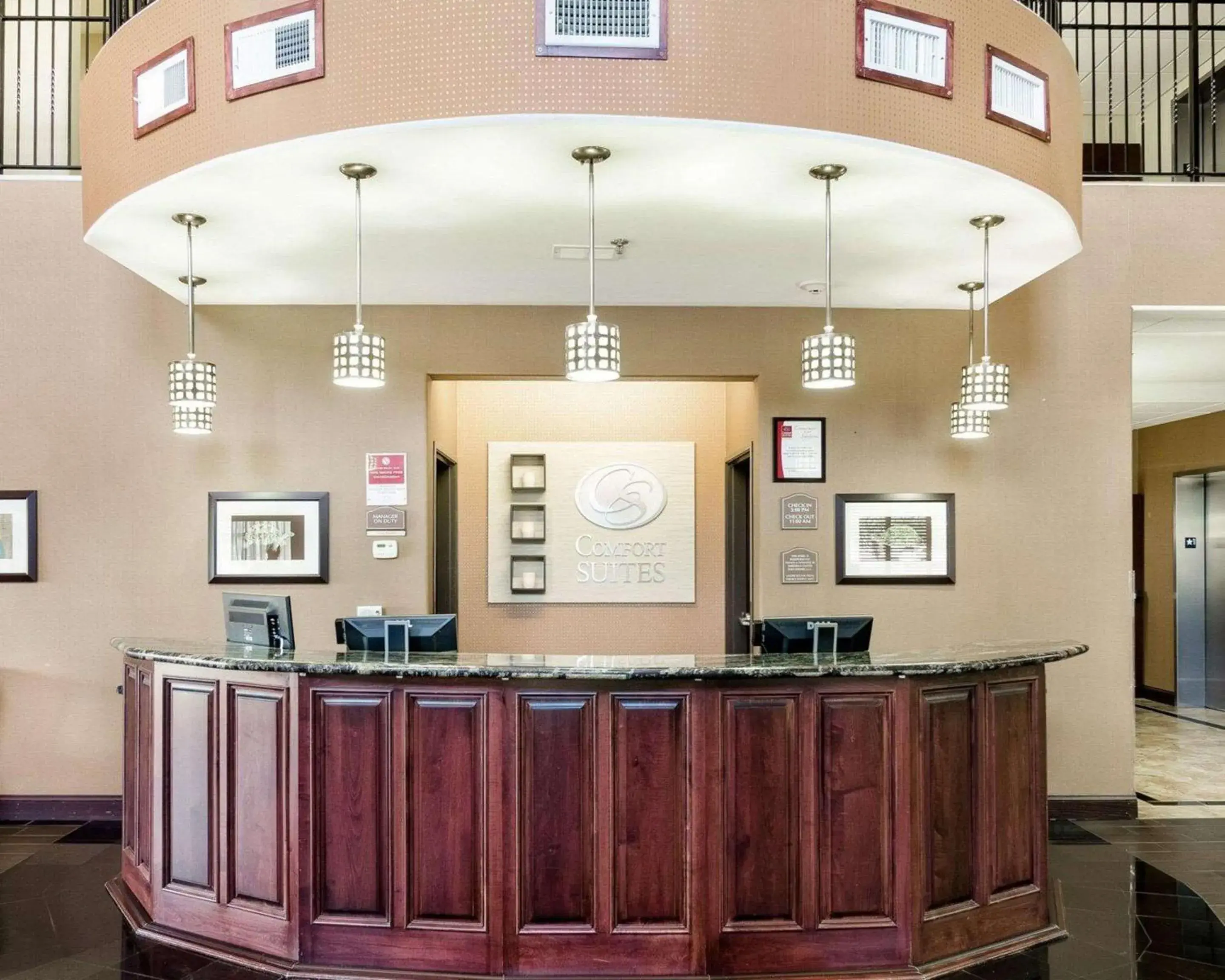 Comfort Suites Topeka Northwest Comfort Suites Topeka Northwest