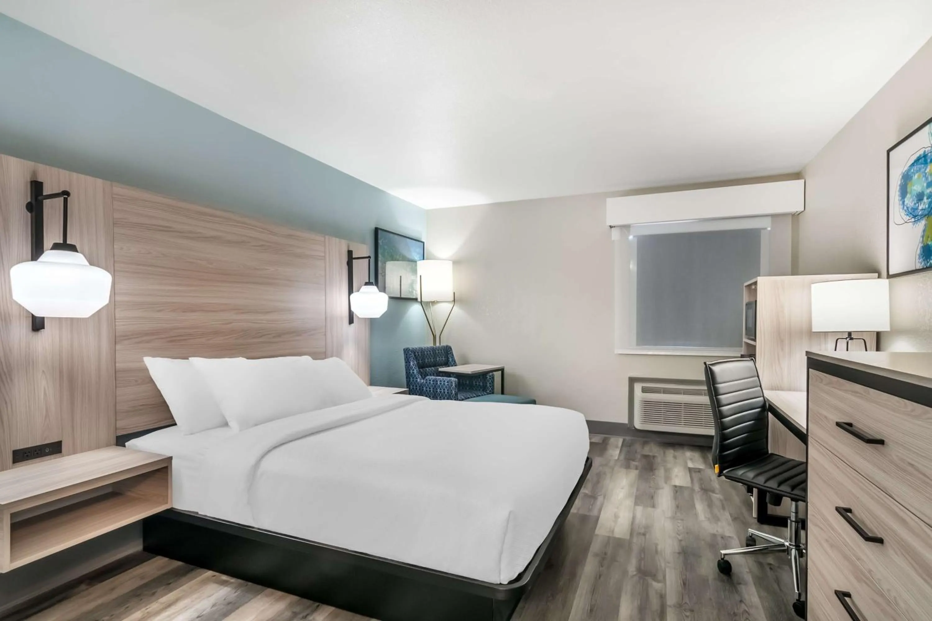 Bedroom, Bed in Best Western Park City Wichita North