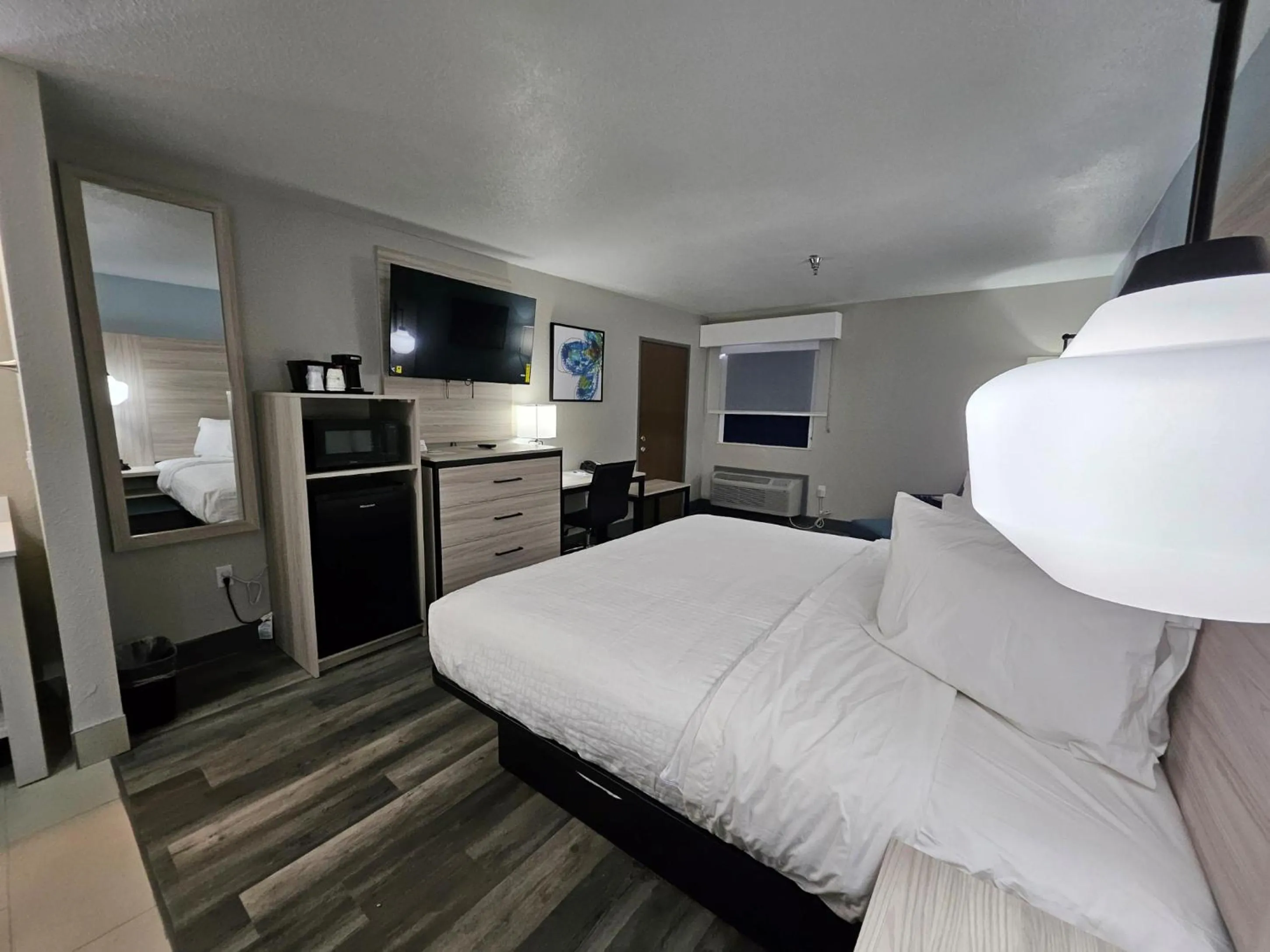 Bedroom, Bed in Best Western Park City Wichita North