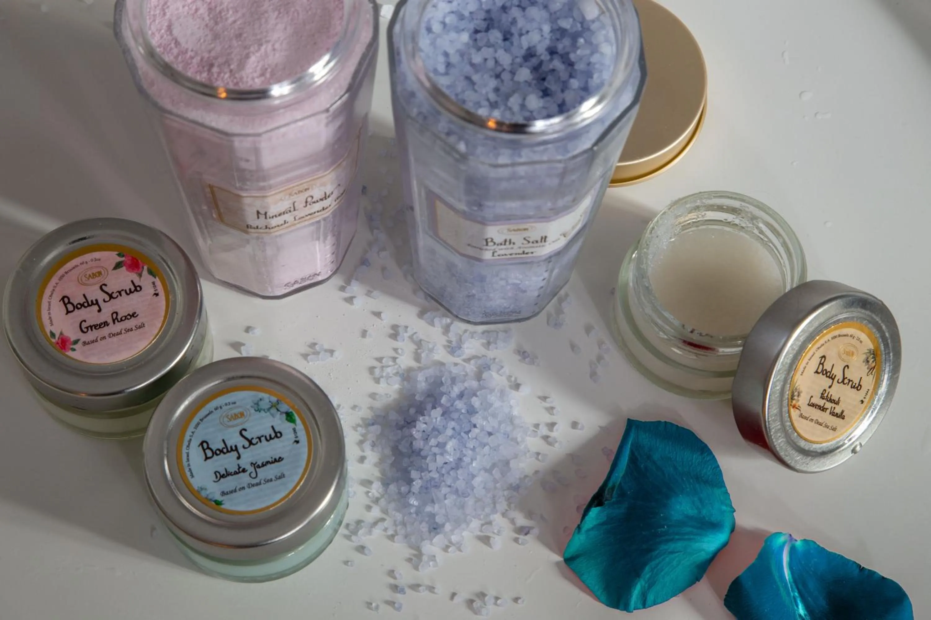 Decorative detail in Almaìt