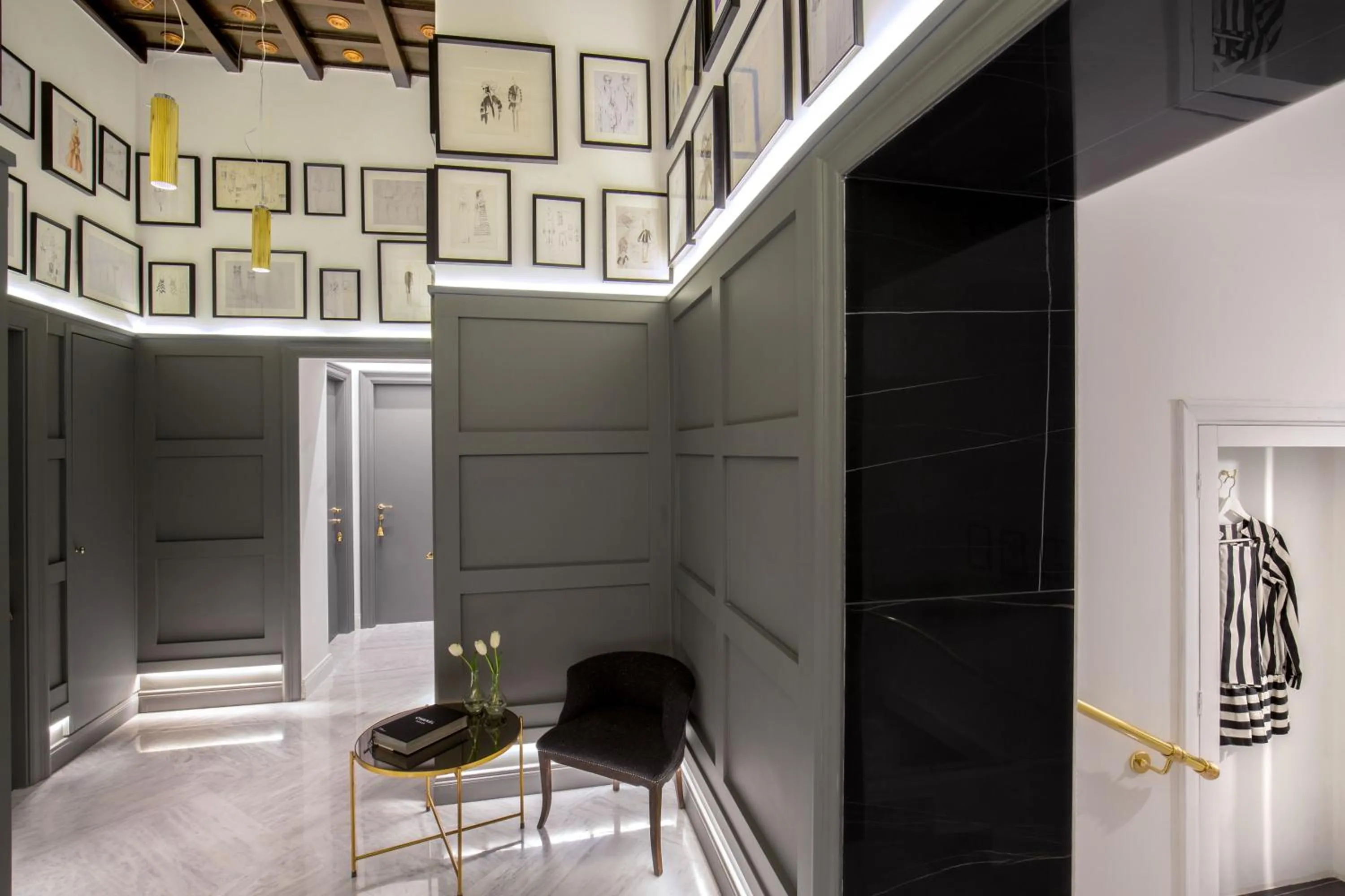 Lobby or reception in Almaìt