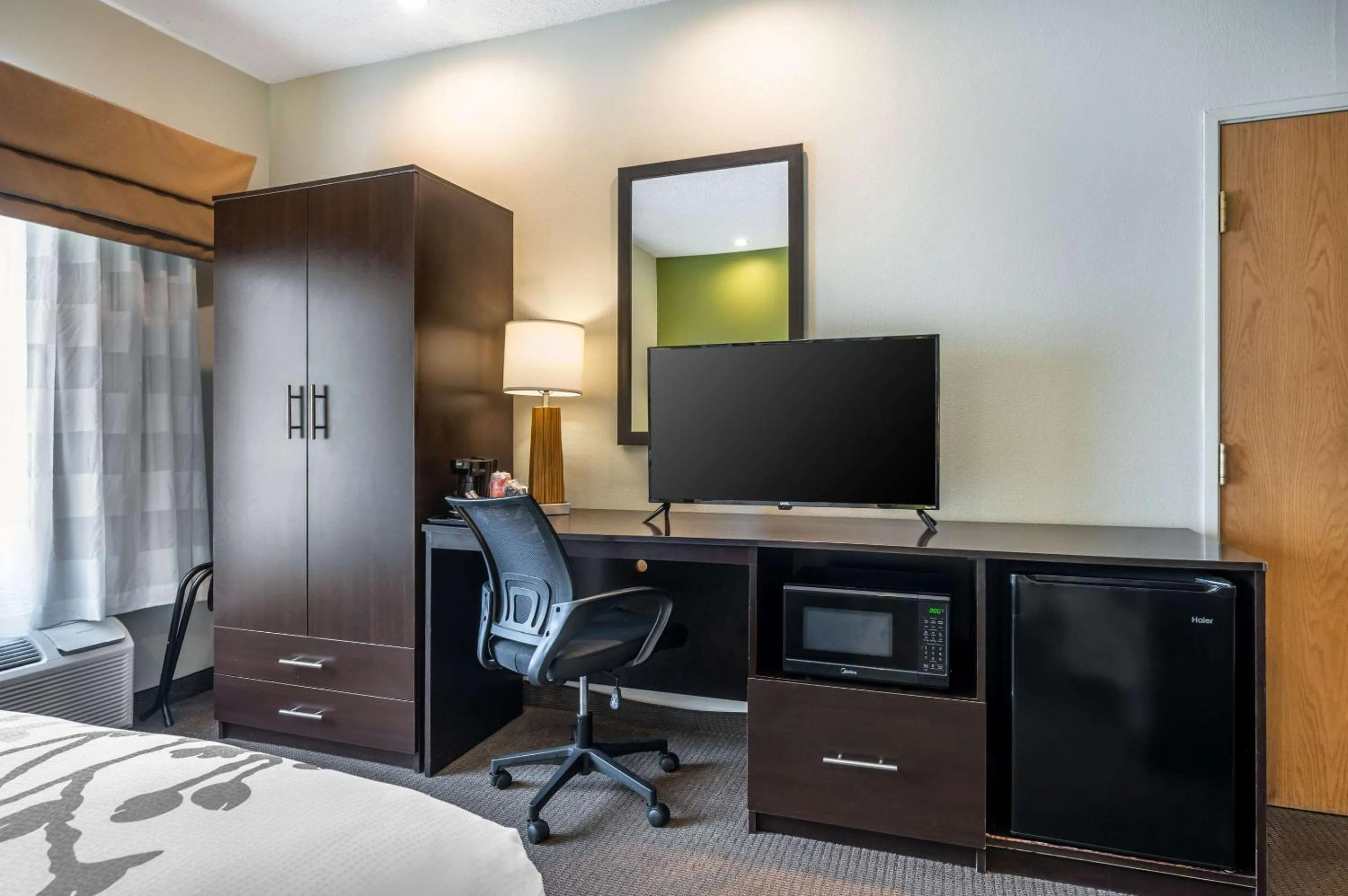 Bedroom, Bed in Sleep Inn Henderson-Evansville South