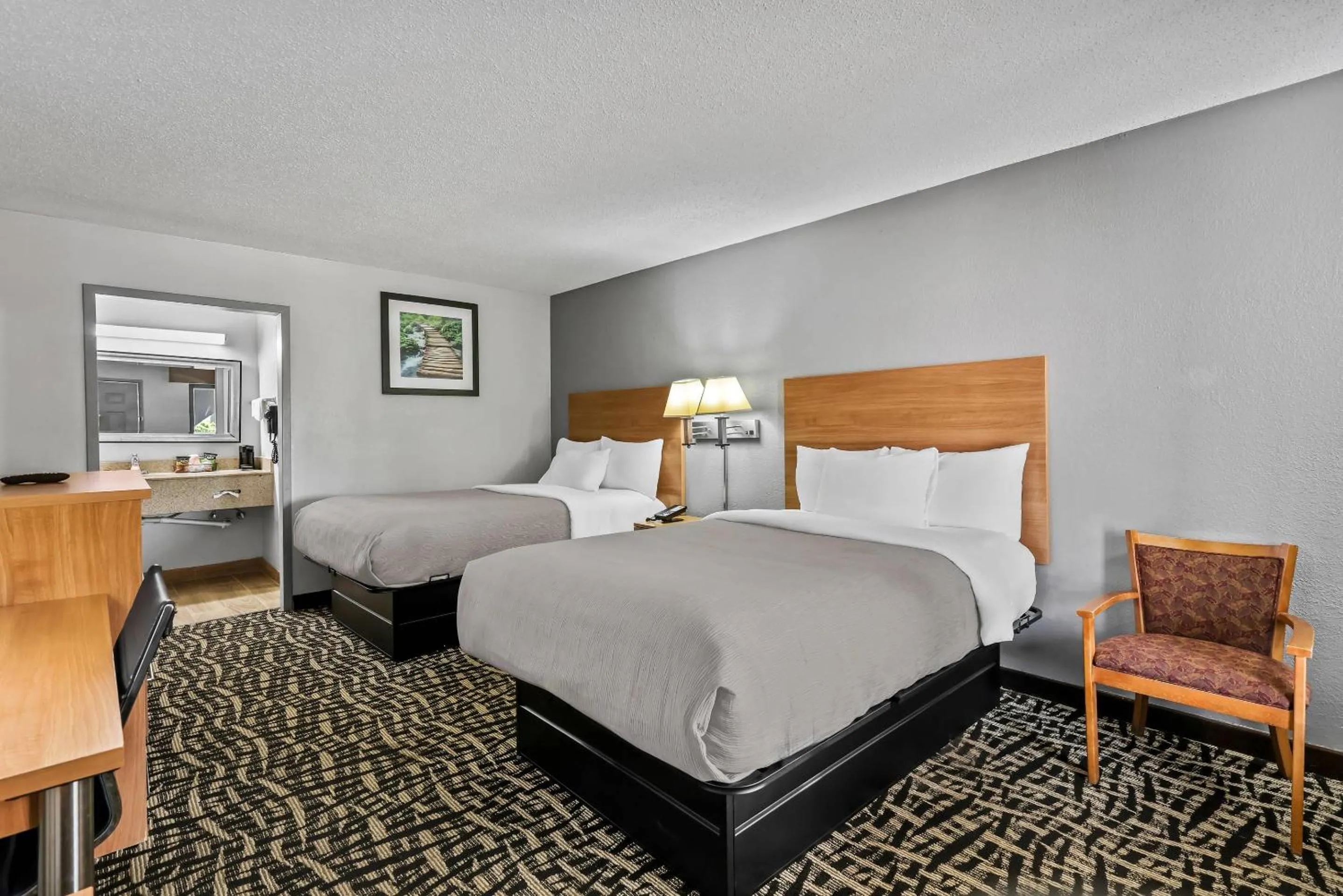 Bedroom, Bed in Quality Inn Bowling Green South