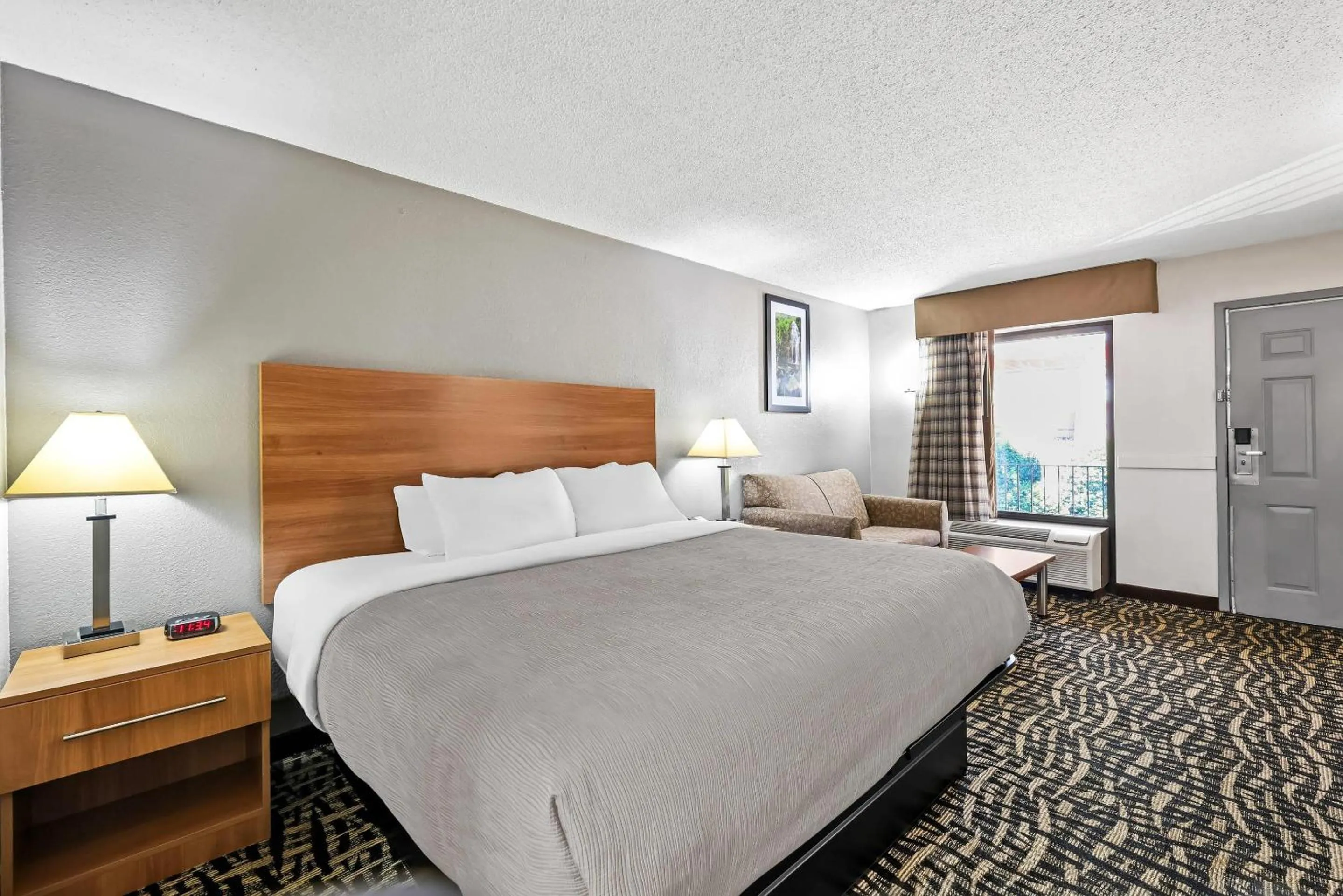 Bedroom, Bed in Quality Inn Bowling Green South