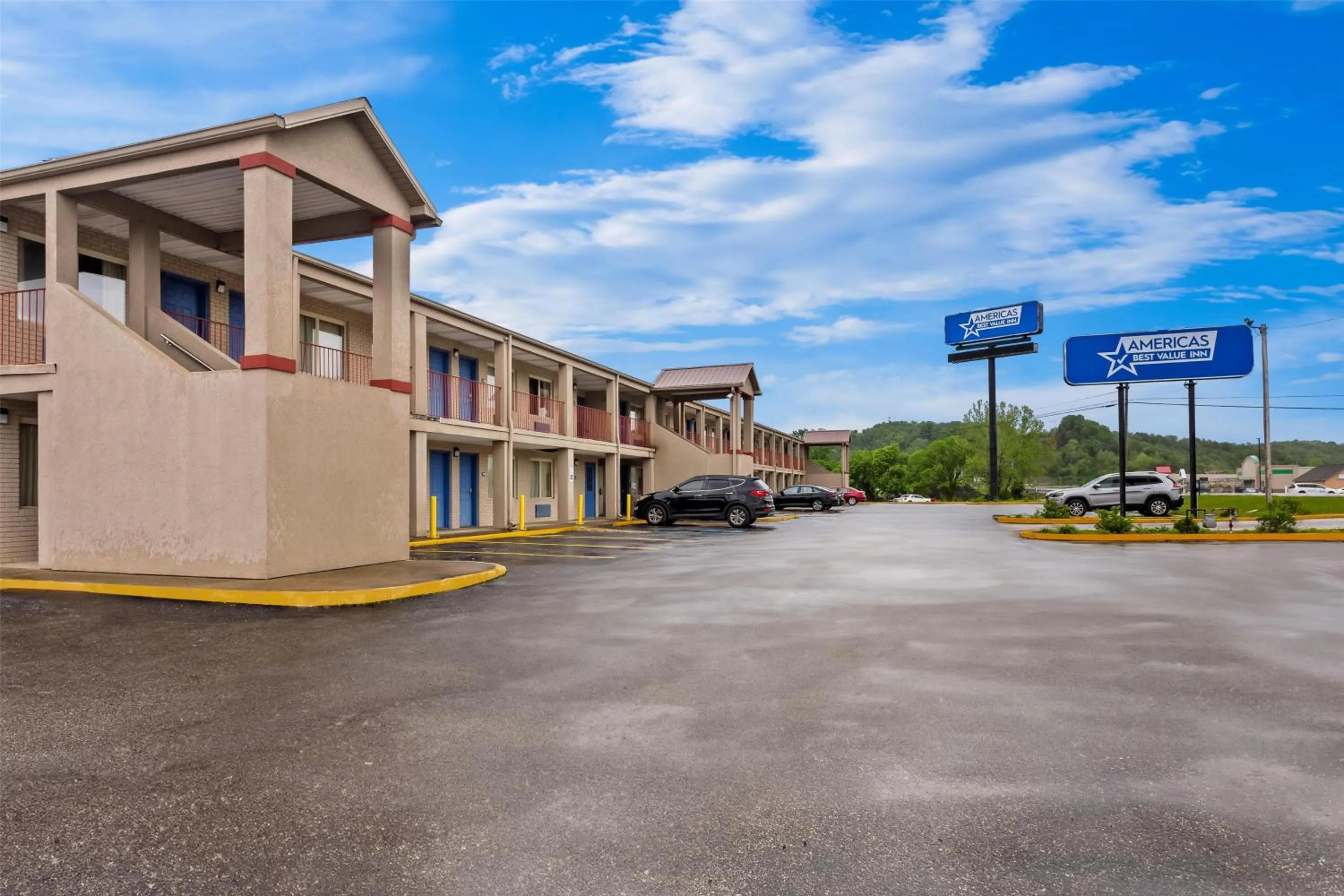 Property building in Americas Best Value Inn Grayson