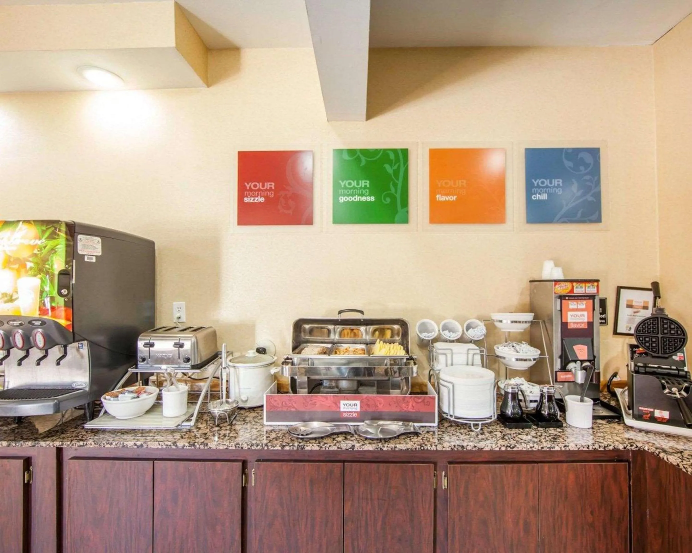 Restaurant/places to eat in Comfort Suites London South