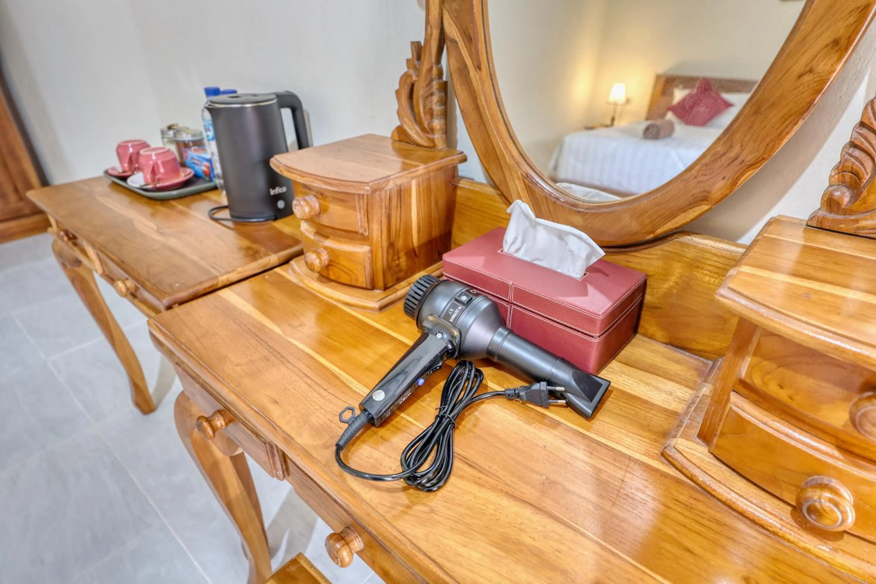 Coffee/tea facilities, Bed in Nata Cottages