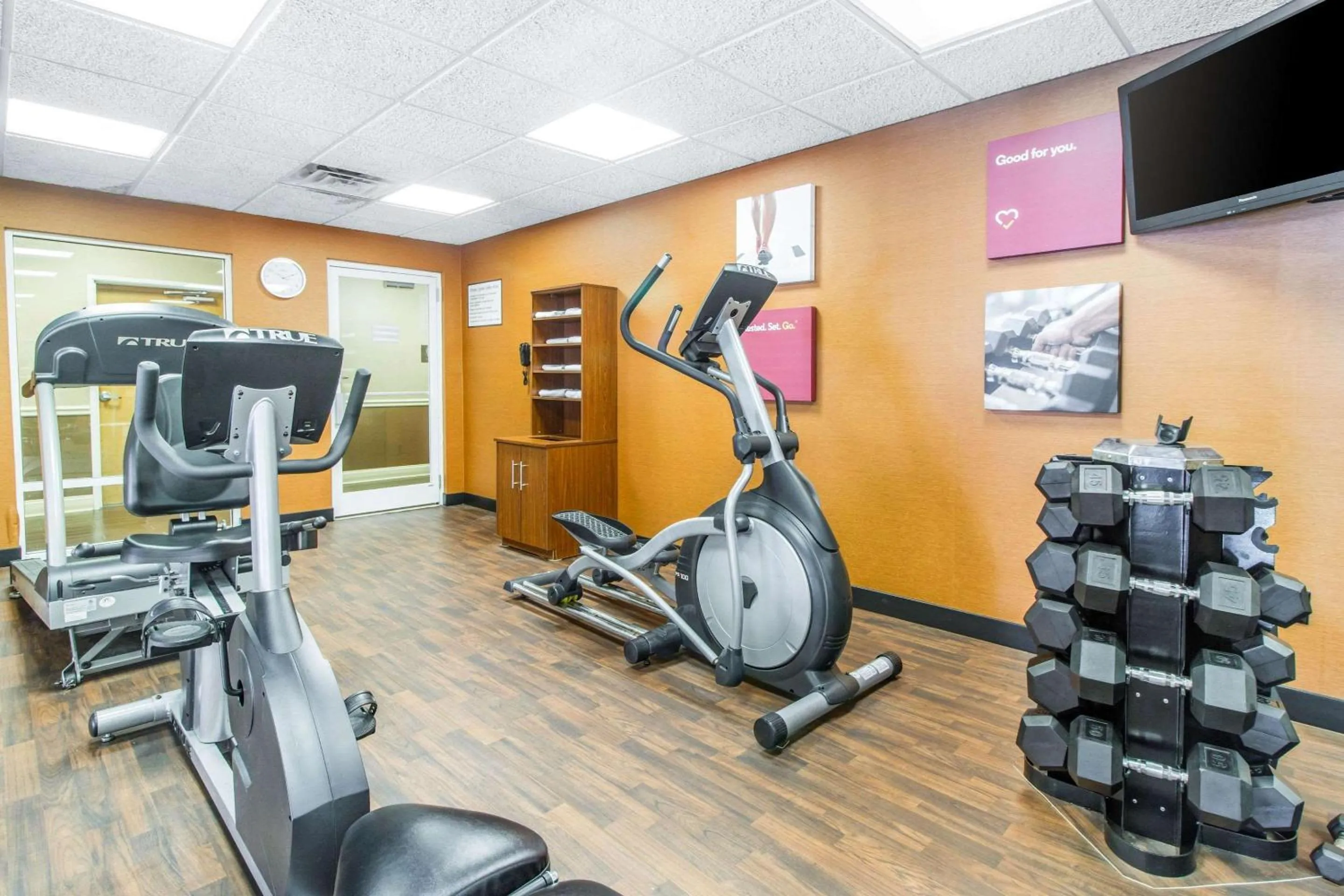 Fitness centre/facilities in Quality Suites Corbin North