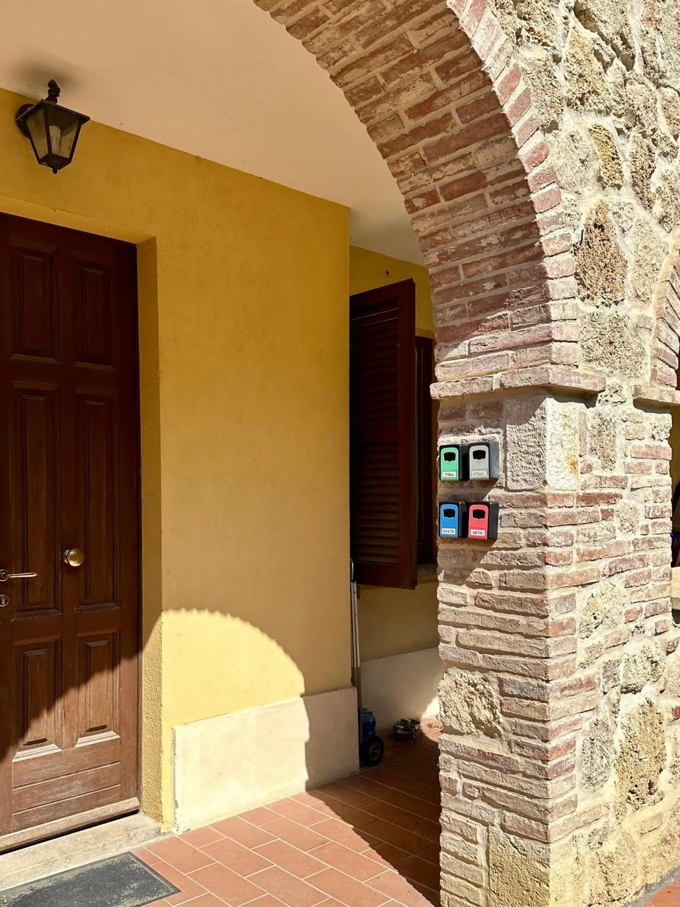 locker in The Grapevine by MANVI