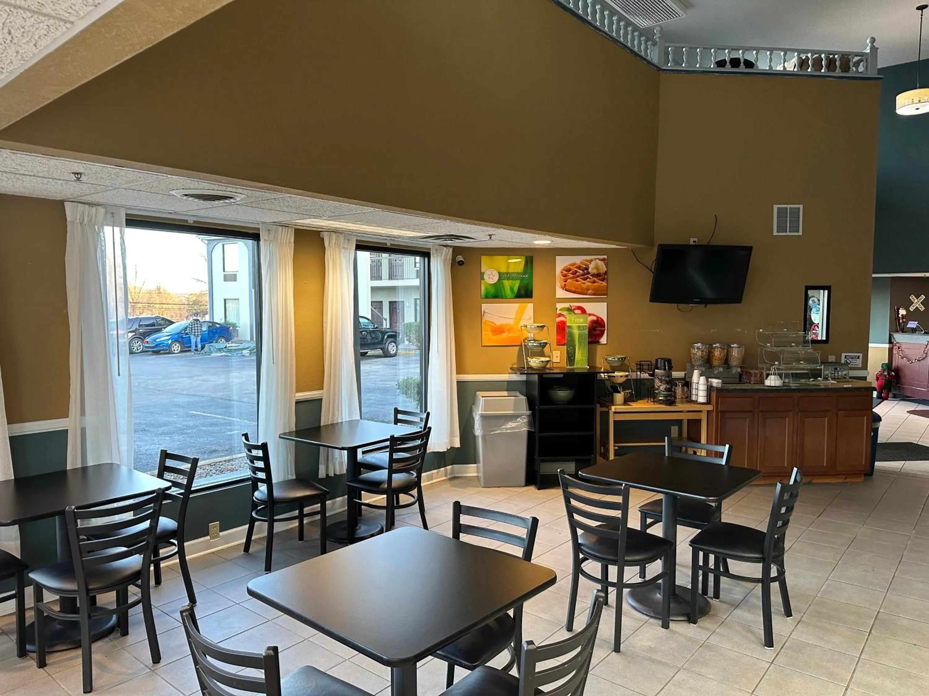 Breakfast in Quality Inn