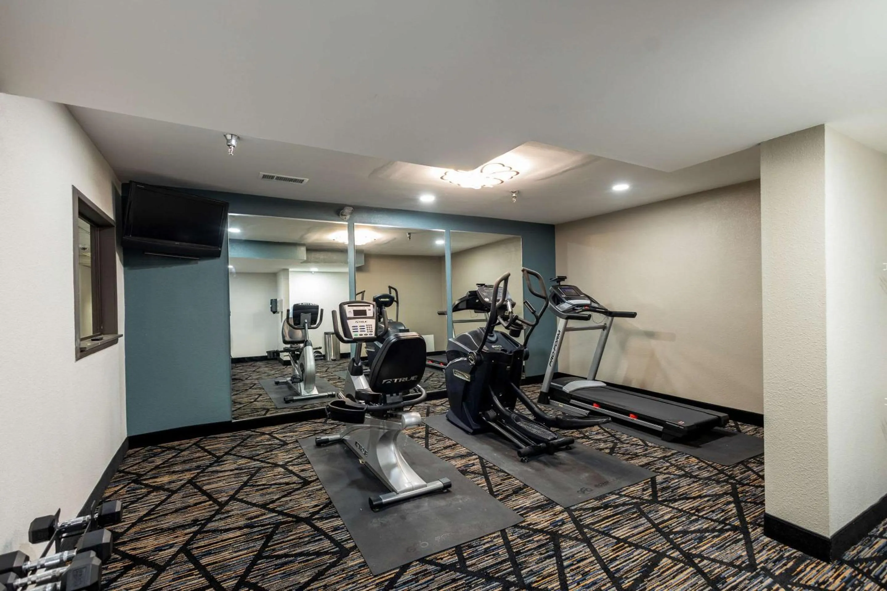 Fitness centre/facilities in Quality Inn Carrollton