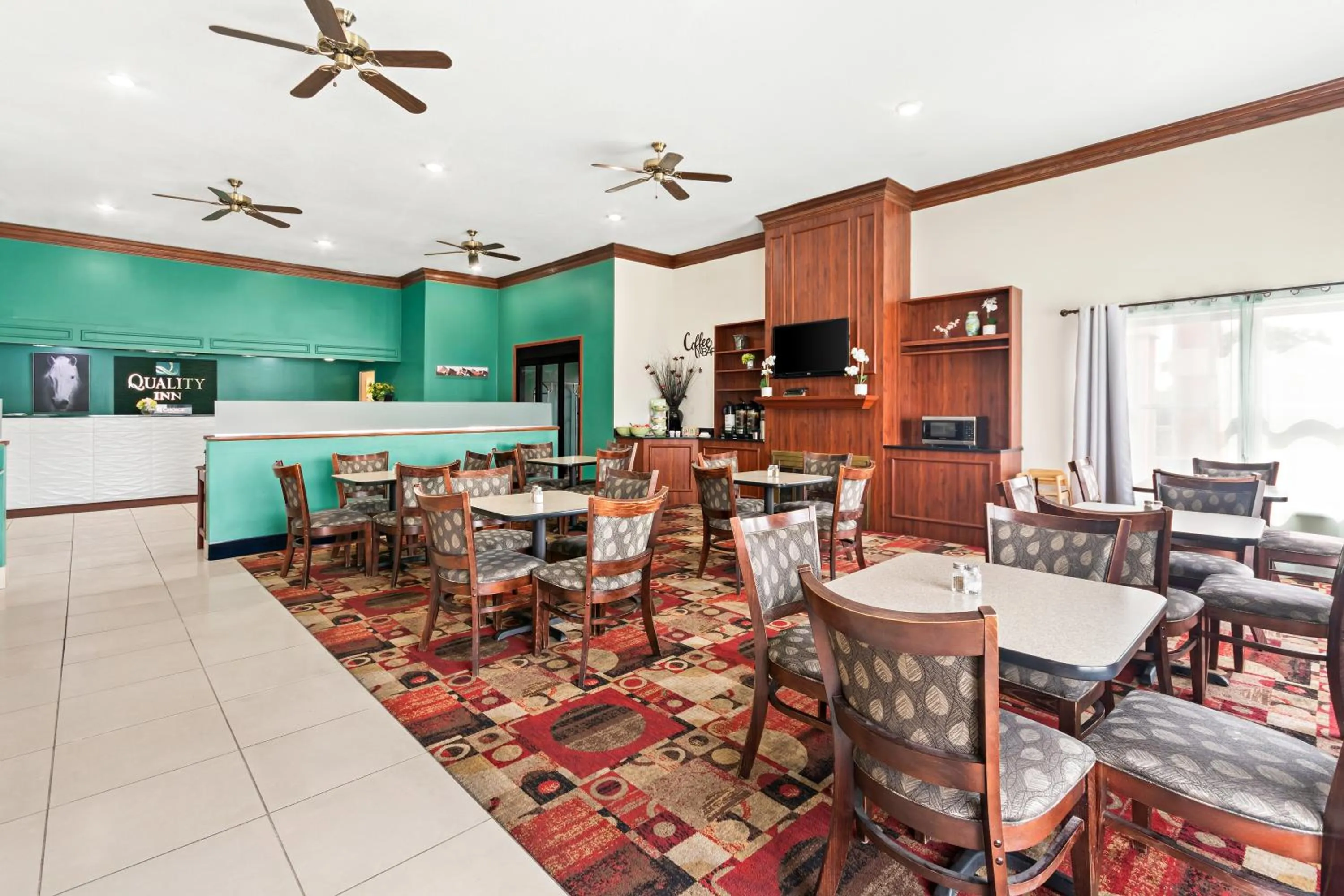 Breakfast in Quality Inn Dry Ridge