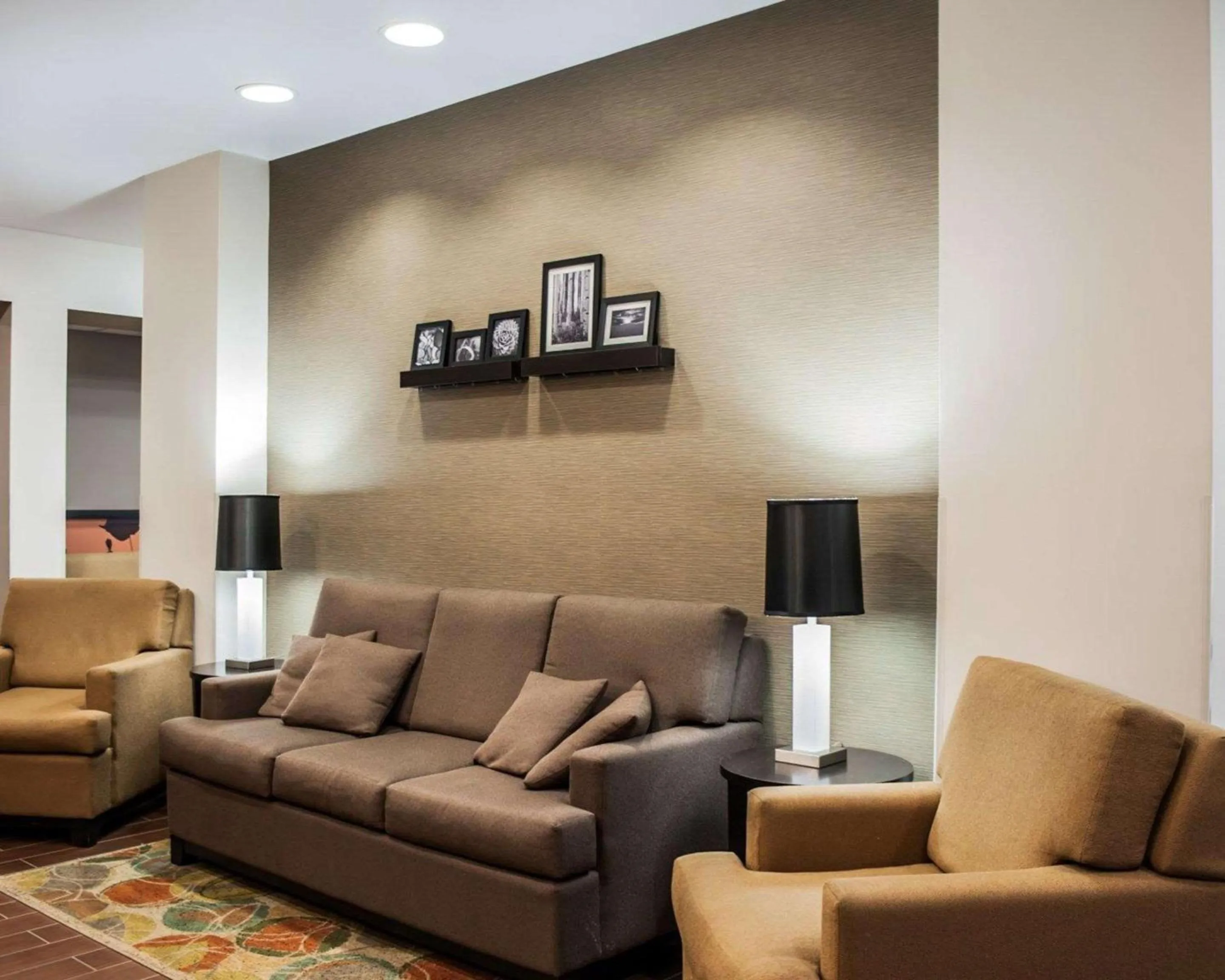 Lobby or reception in Sleep Inn & Suites Fort Campbell