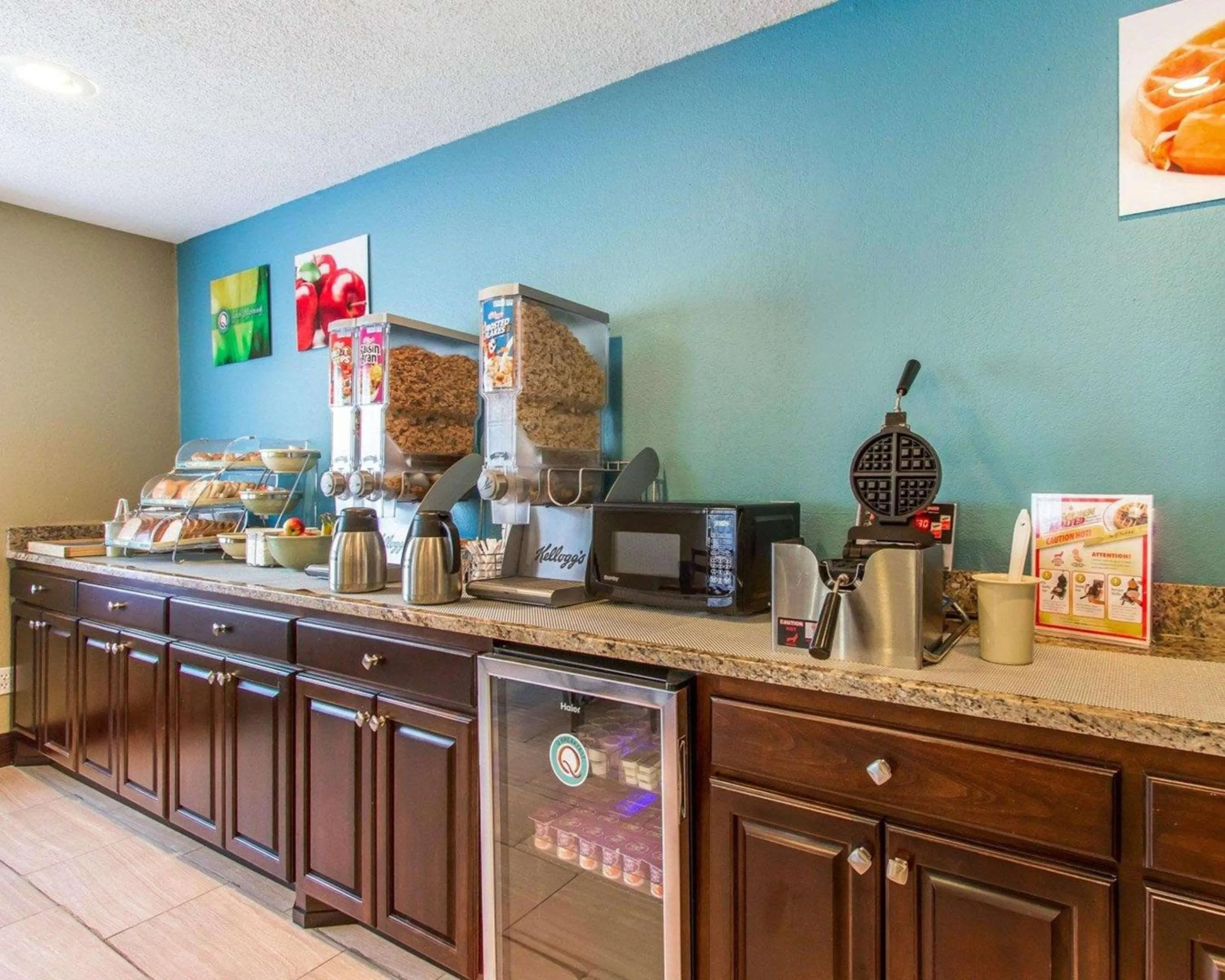 Restaurant/places to eat in Quality Inn Murray University Area