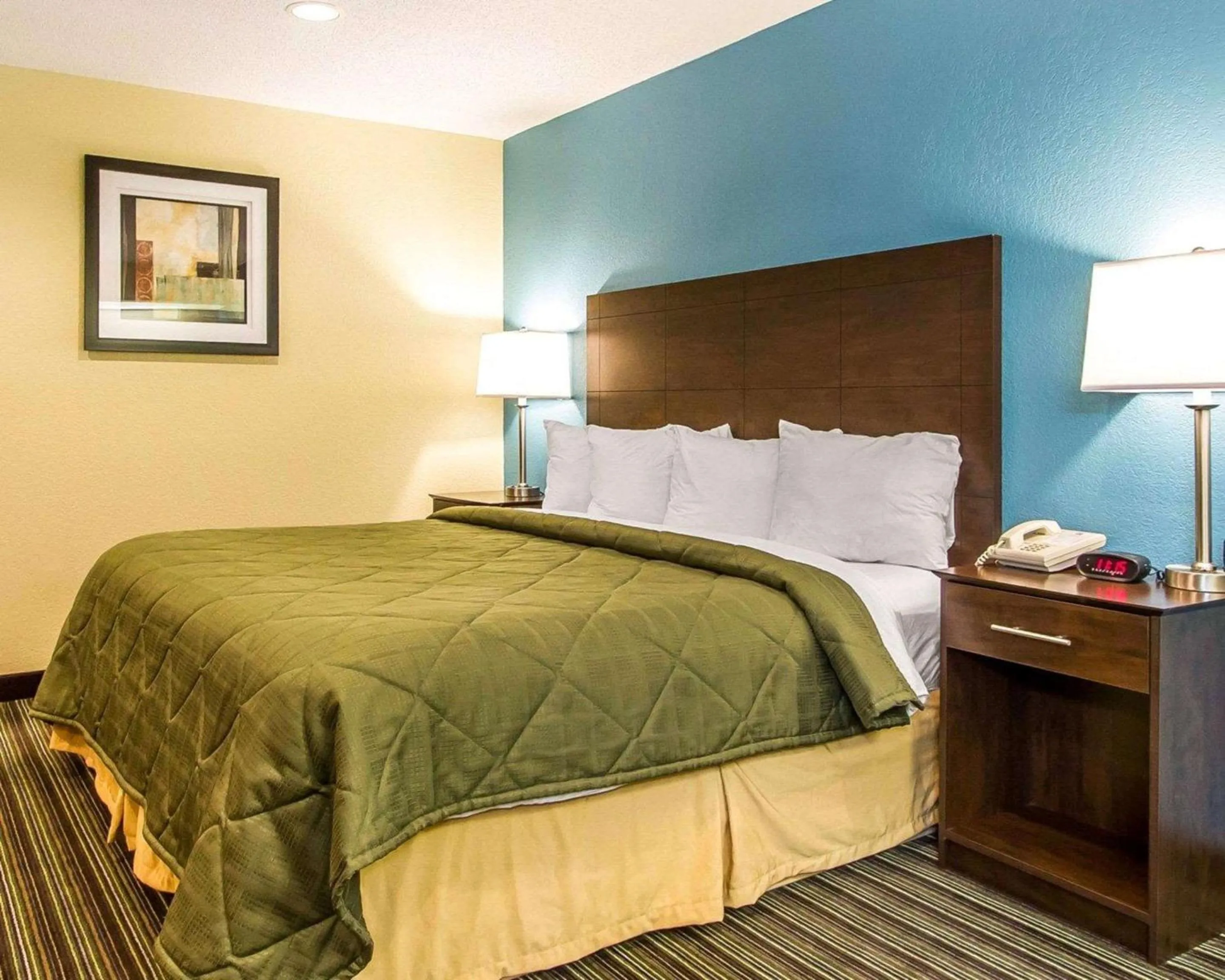 Bedroom, Bed in Quality Inn Murray University Area