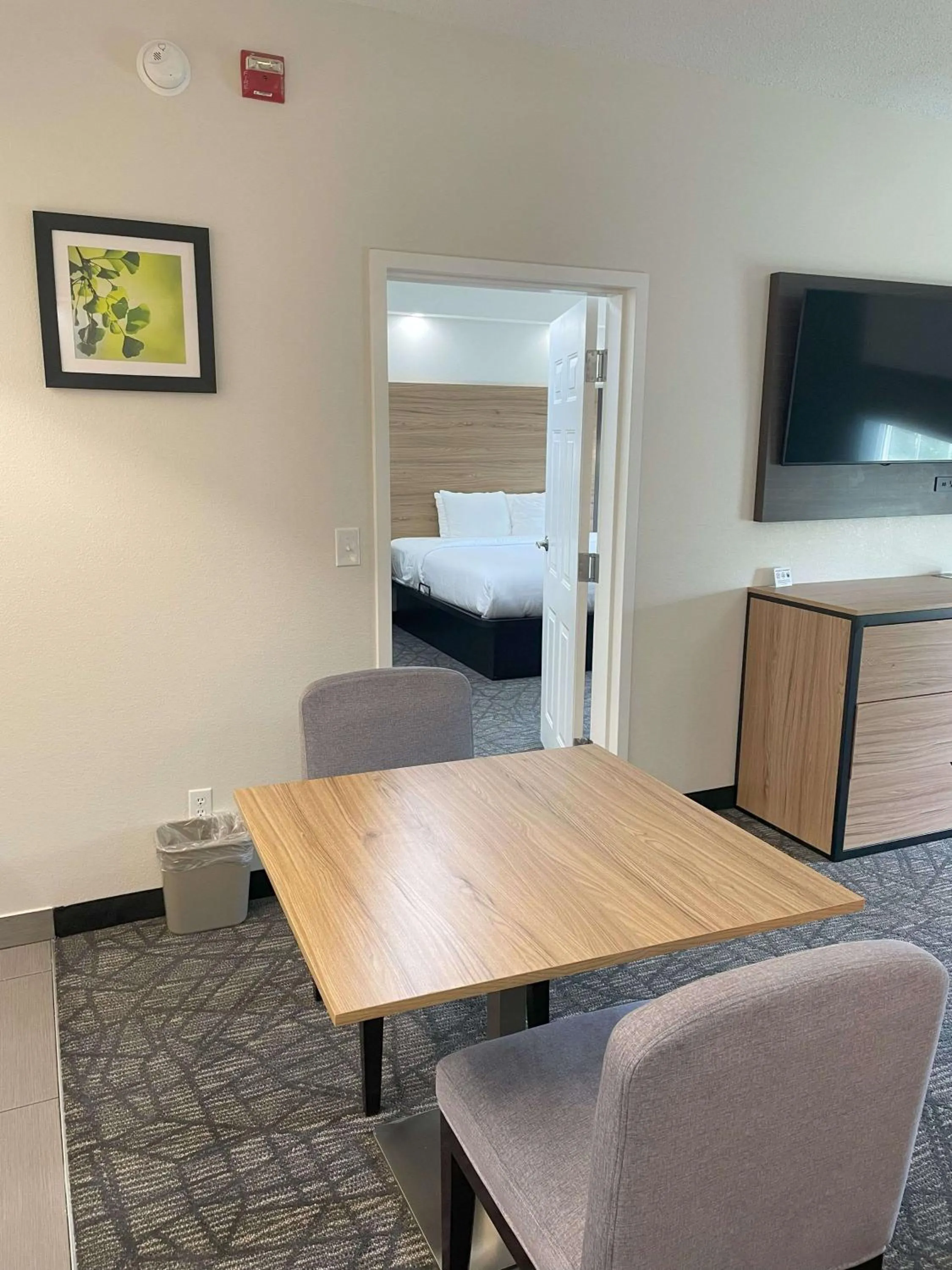 Bedroom, Bed in Quality Inn Richmond