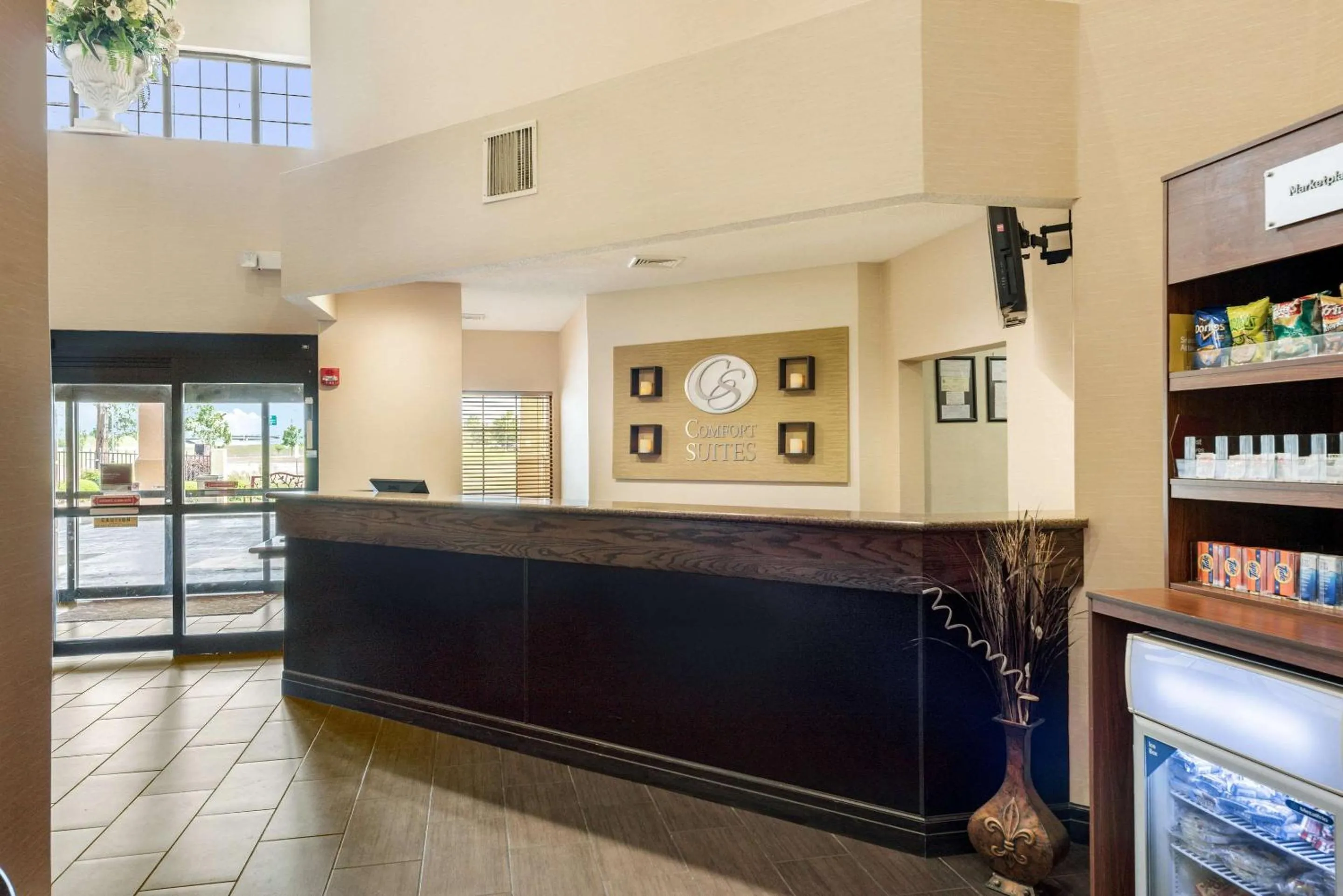 Lobby or reception in Comfort Suites Monroe