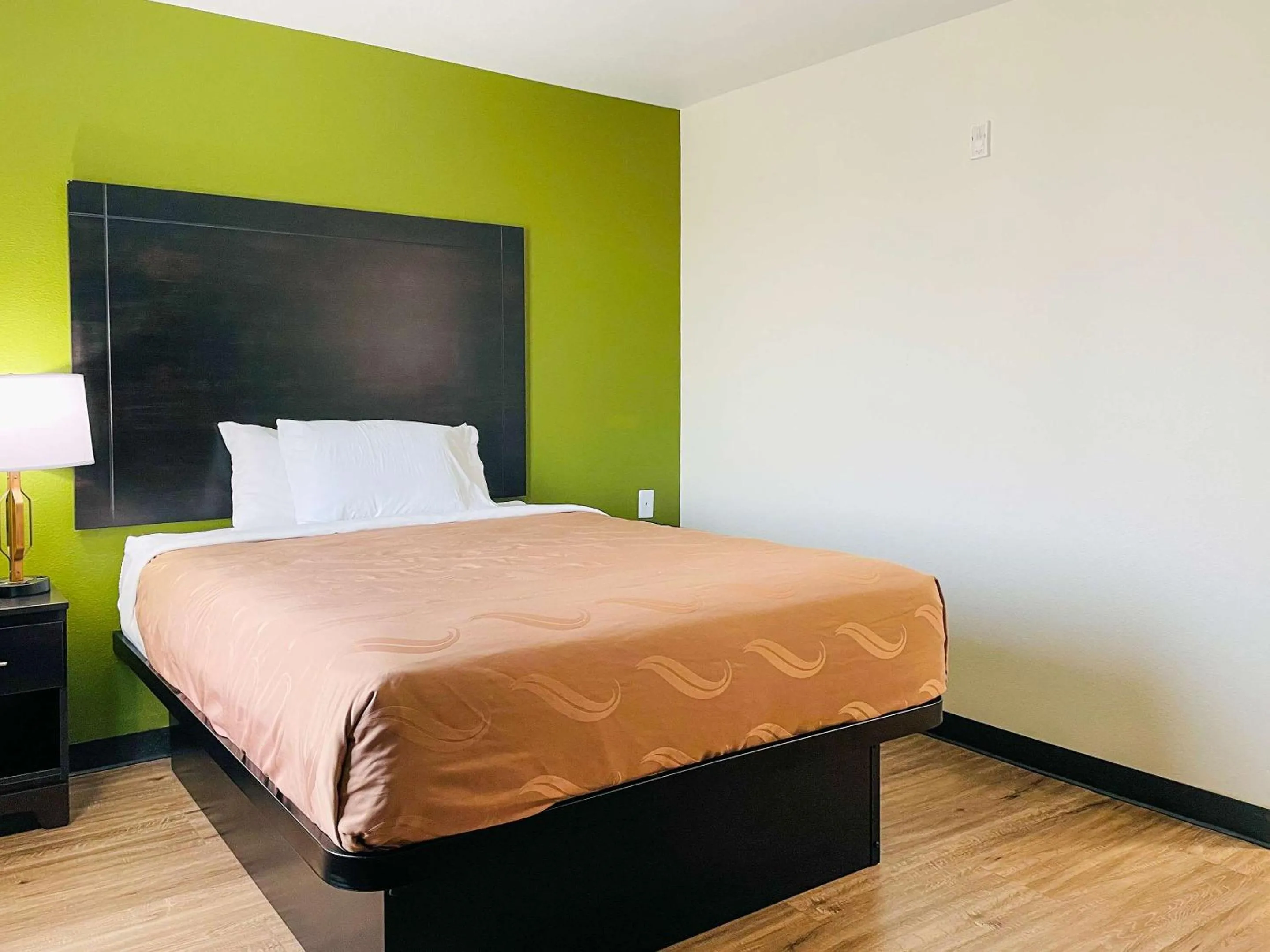 Bedroom in Quality Inn & Suites Lake Charles South