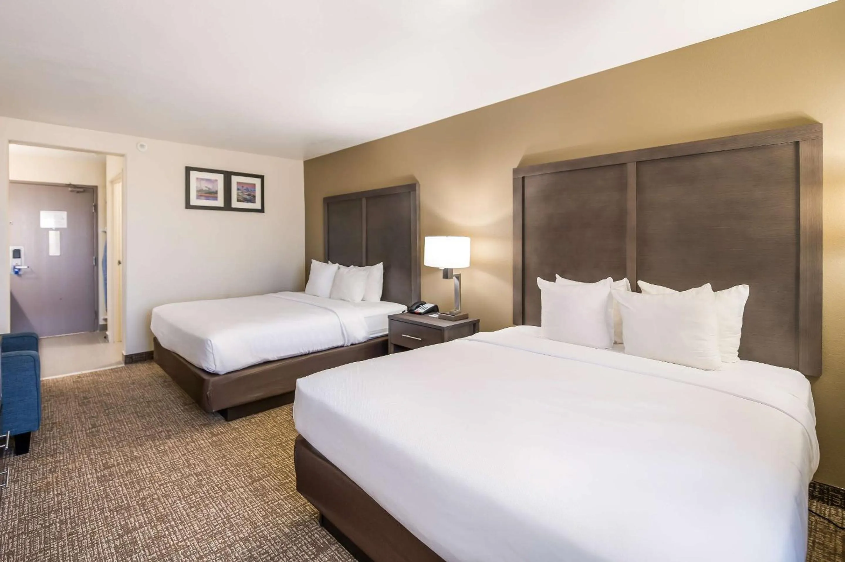 Bedroom, Bed in Comfort Inn Bossier City Casino Area near Shreveport Downtown
