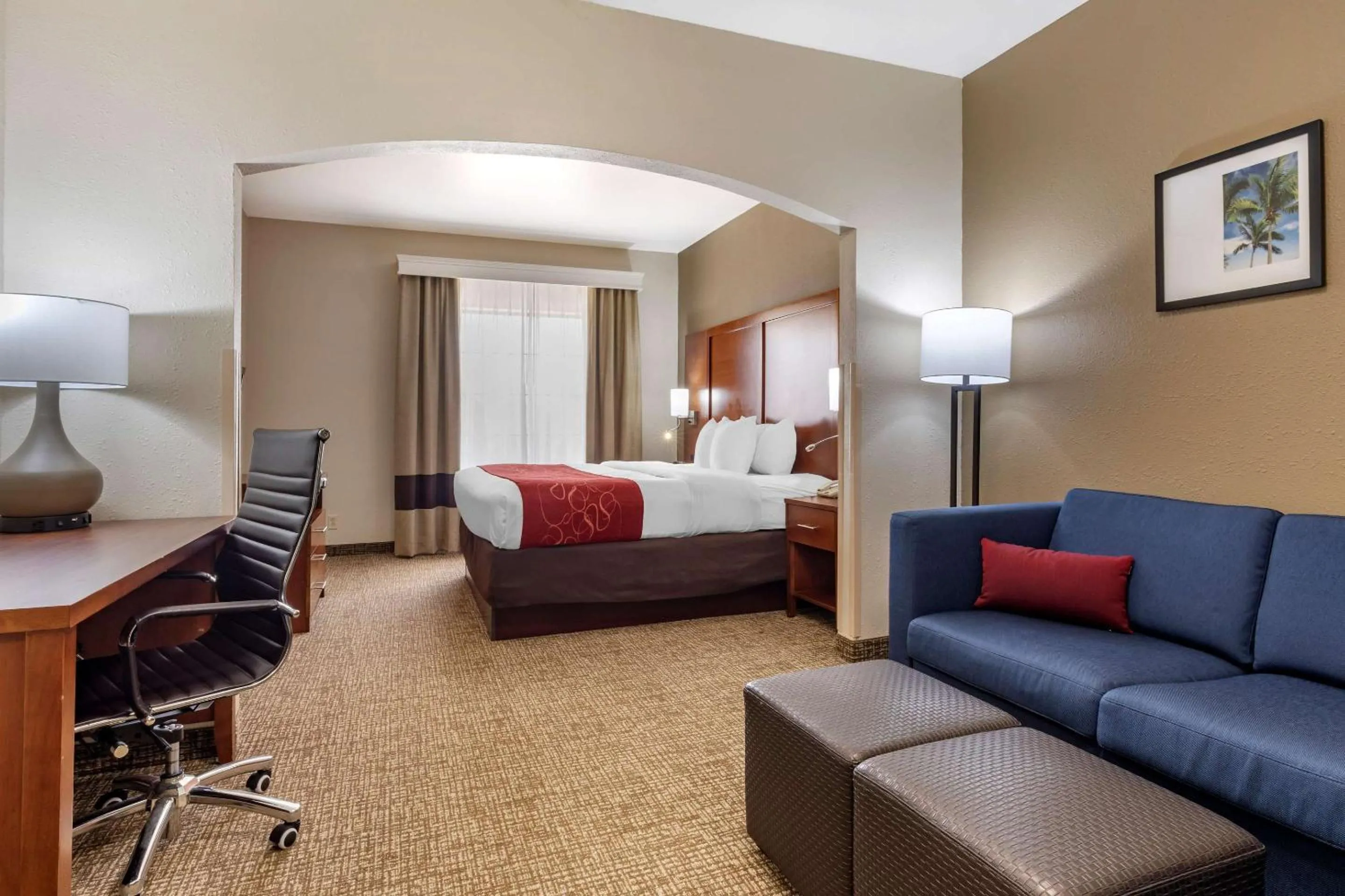 Bedroom, Bed in Comfort Suites Shreveport West I-20