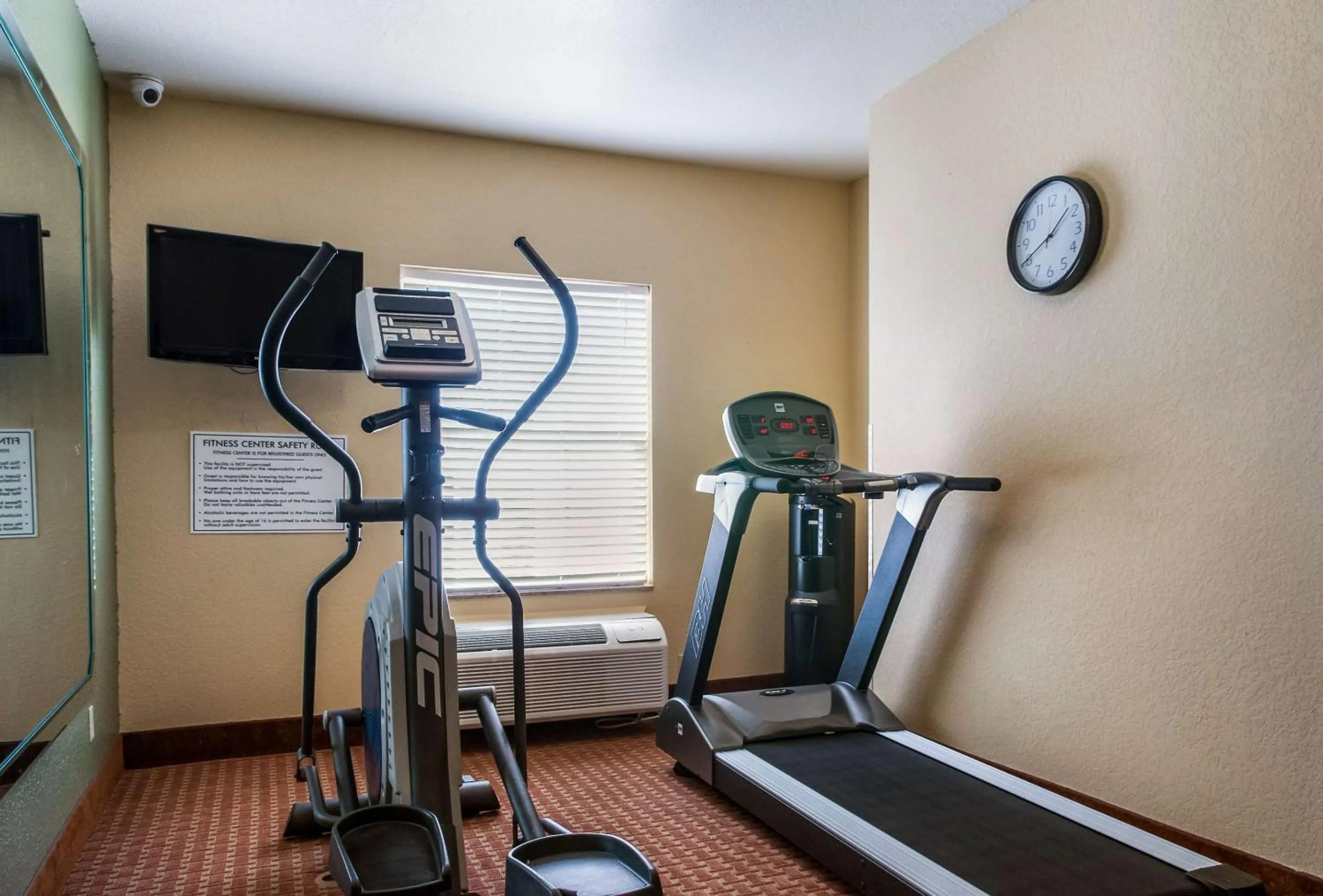 Fitness centre/facilities in Quality Inn & Suites Slidell