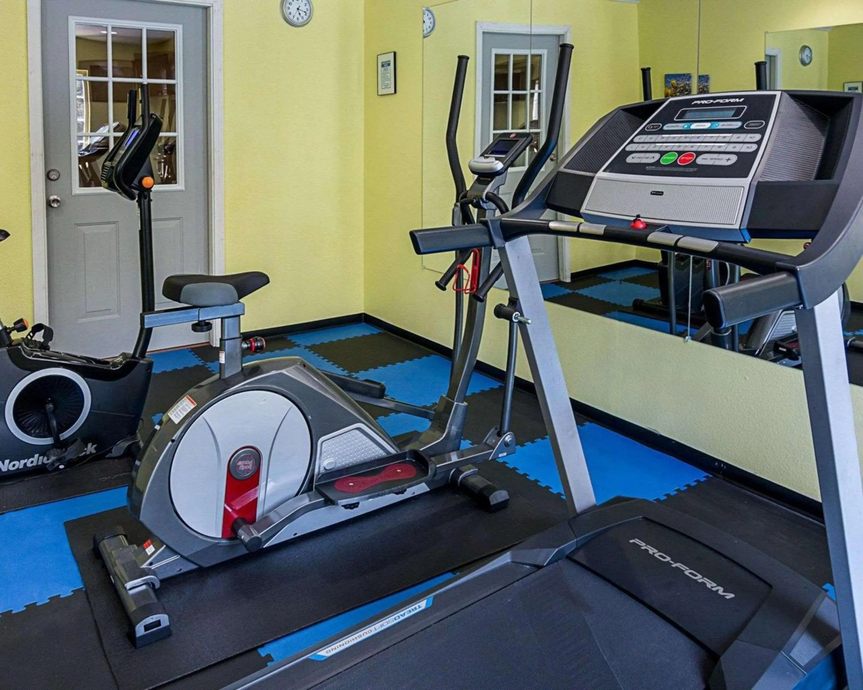 Fitness centre/facilities in Econo Lodge Inn & Suites Natchitoches
