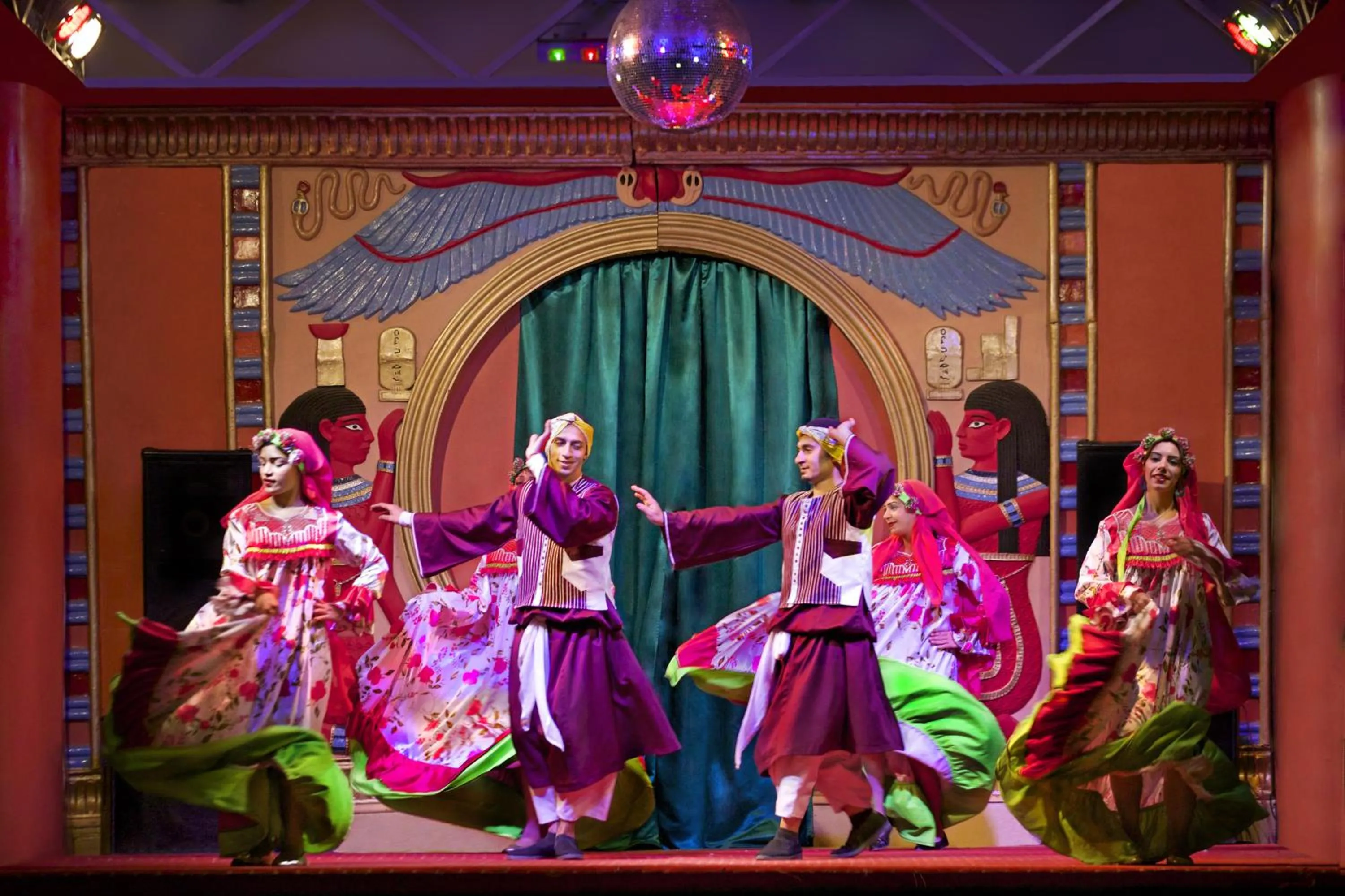 Evening entertainment in Gafy Resort Aqua Park