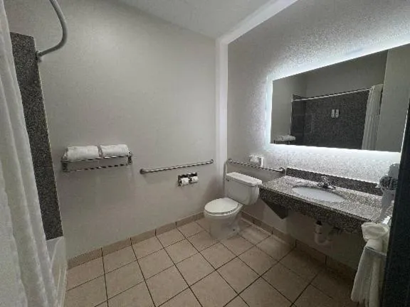 Quality Inn & Suites Houma