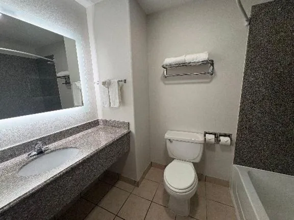 Quality Inn & Suites Houma