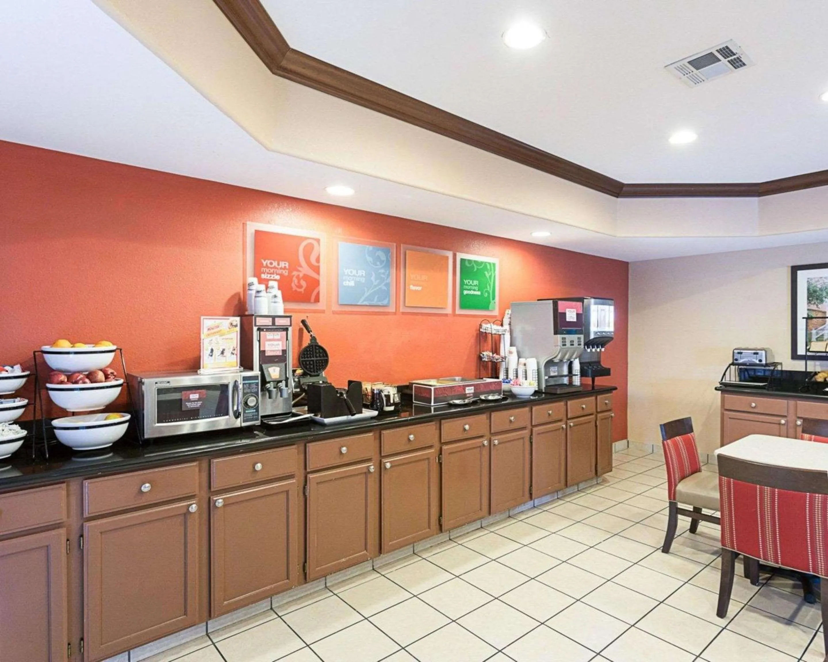 Restaurant/places to eat in Comfort Inn Marrero - New Orleans West