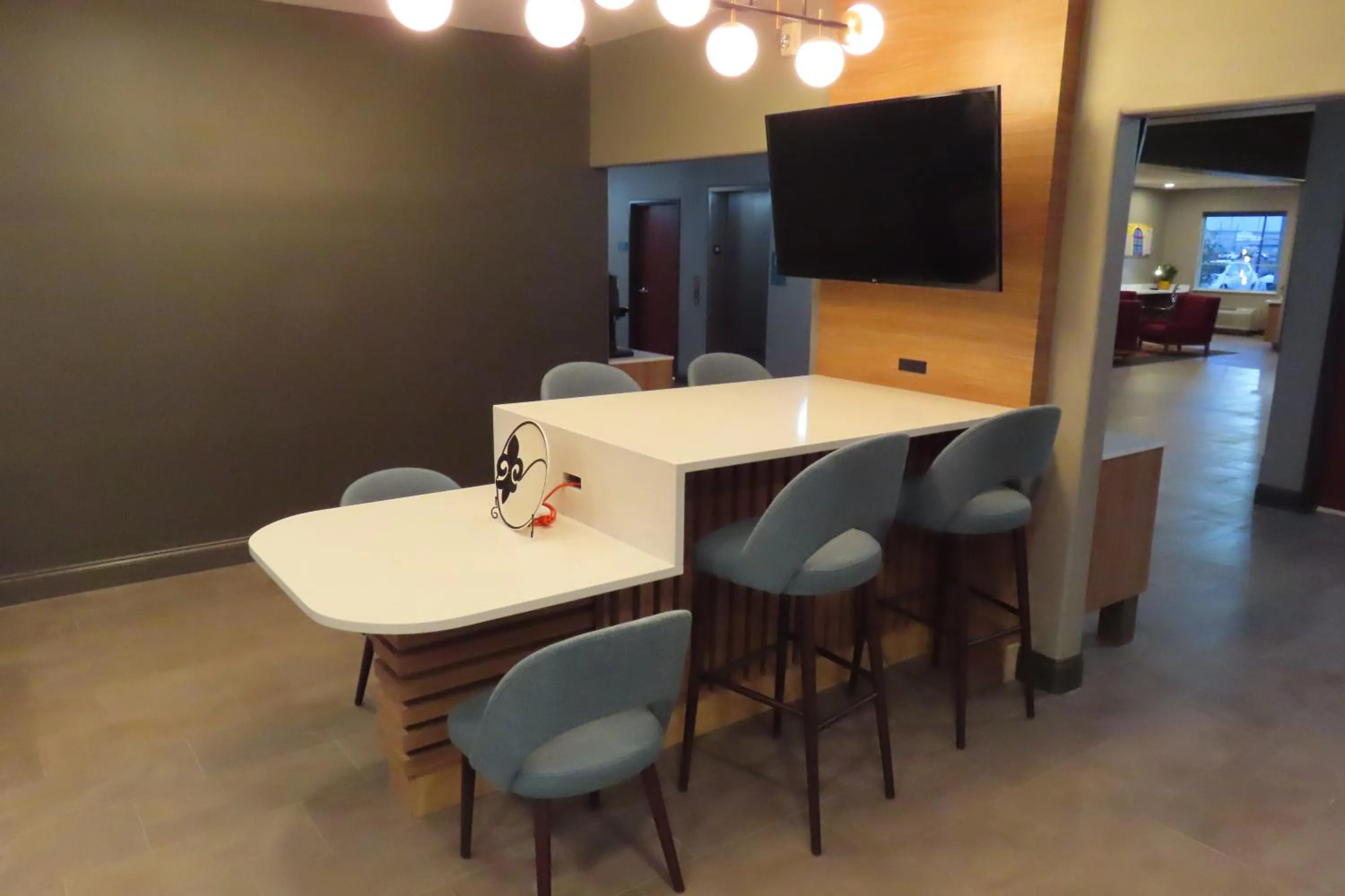 Breakfast in Best Western Heritage Inn & Suites