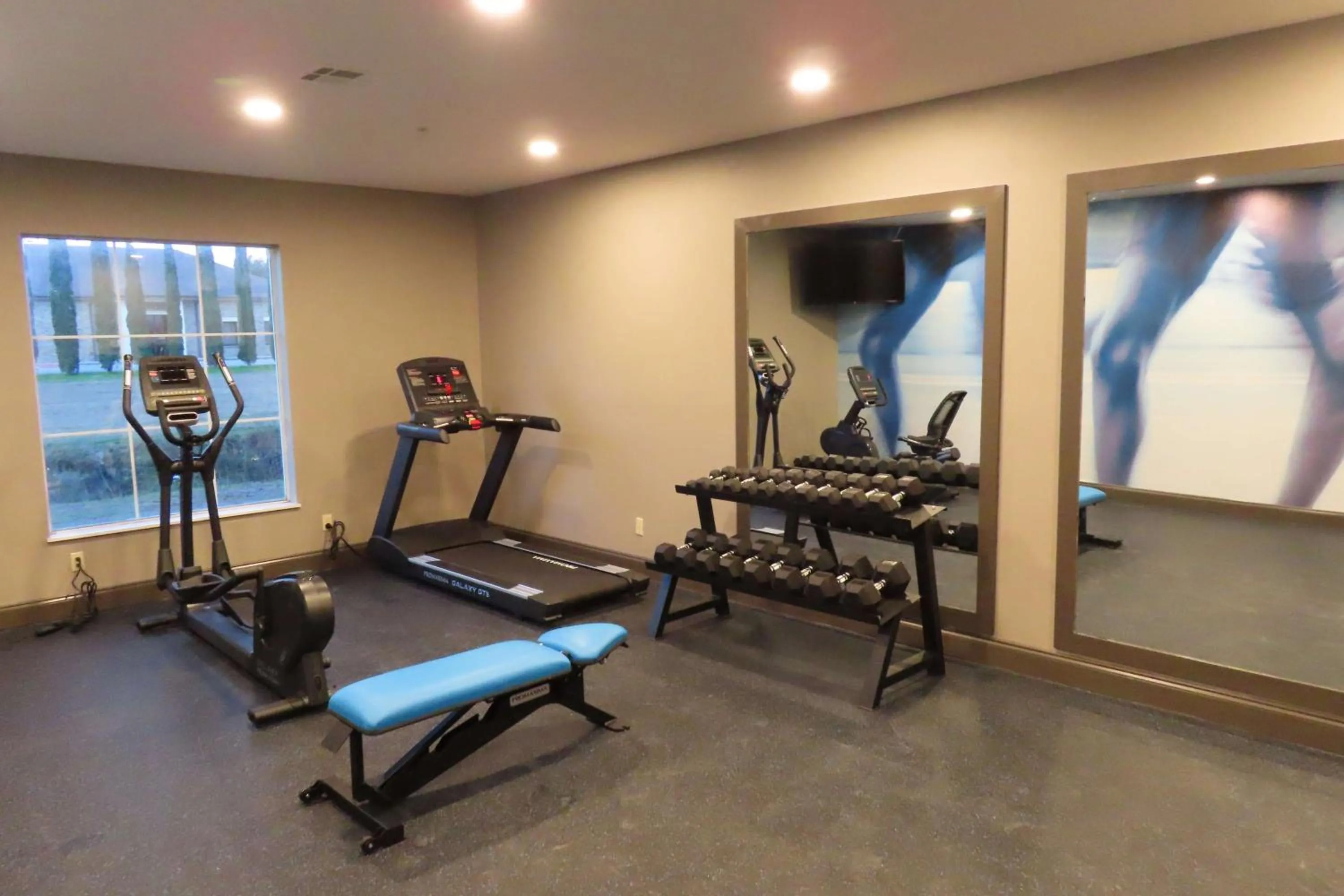 Fitness centre/facilities in Best Western Heritage Inn & Suites