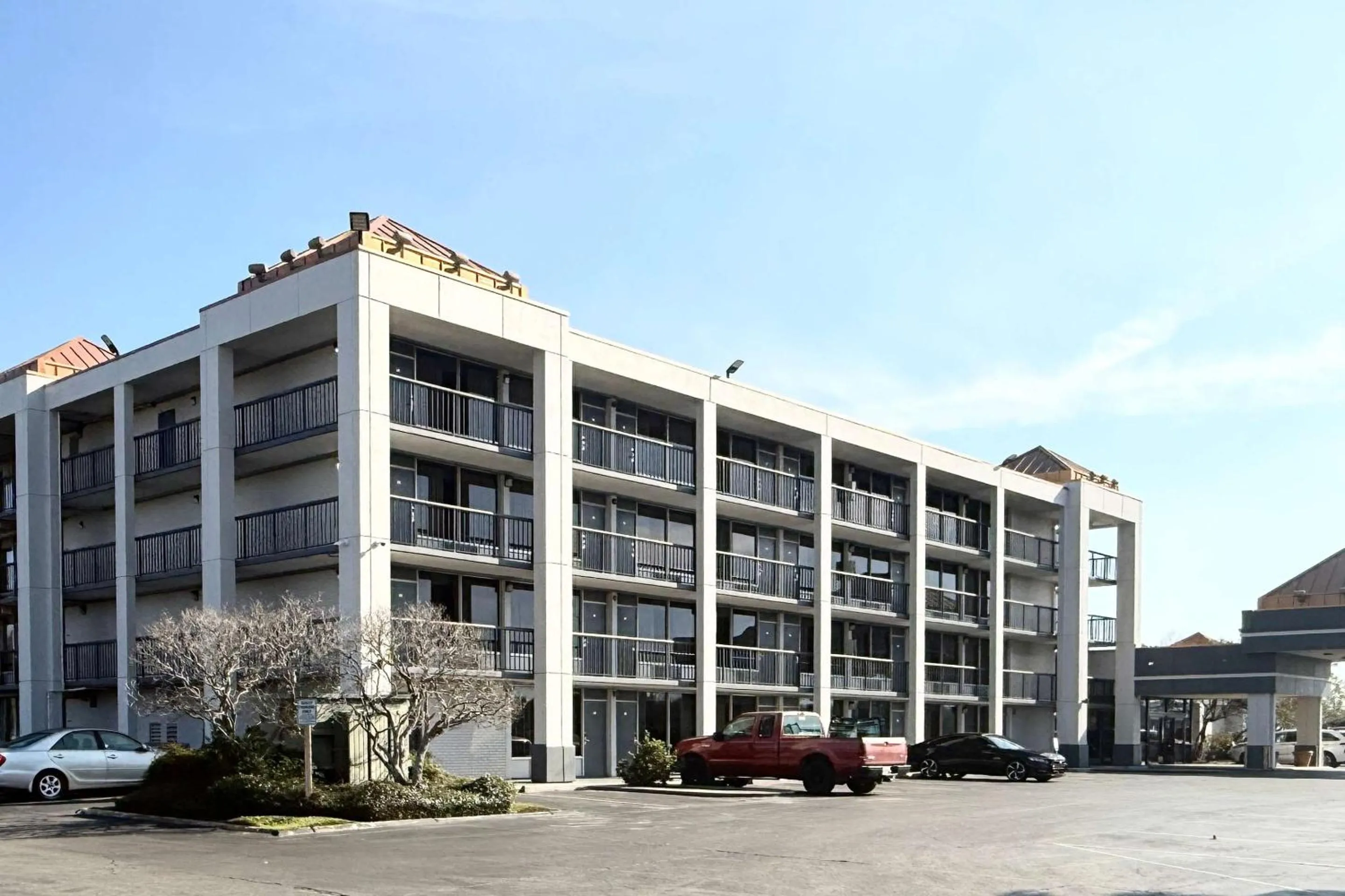 Property building in Quality Inn & Suites Baton Rouge West - Port Allen