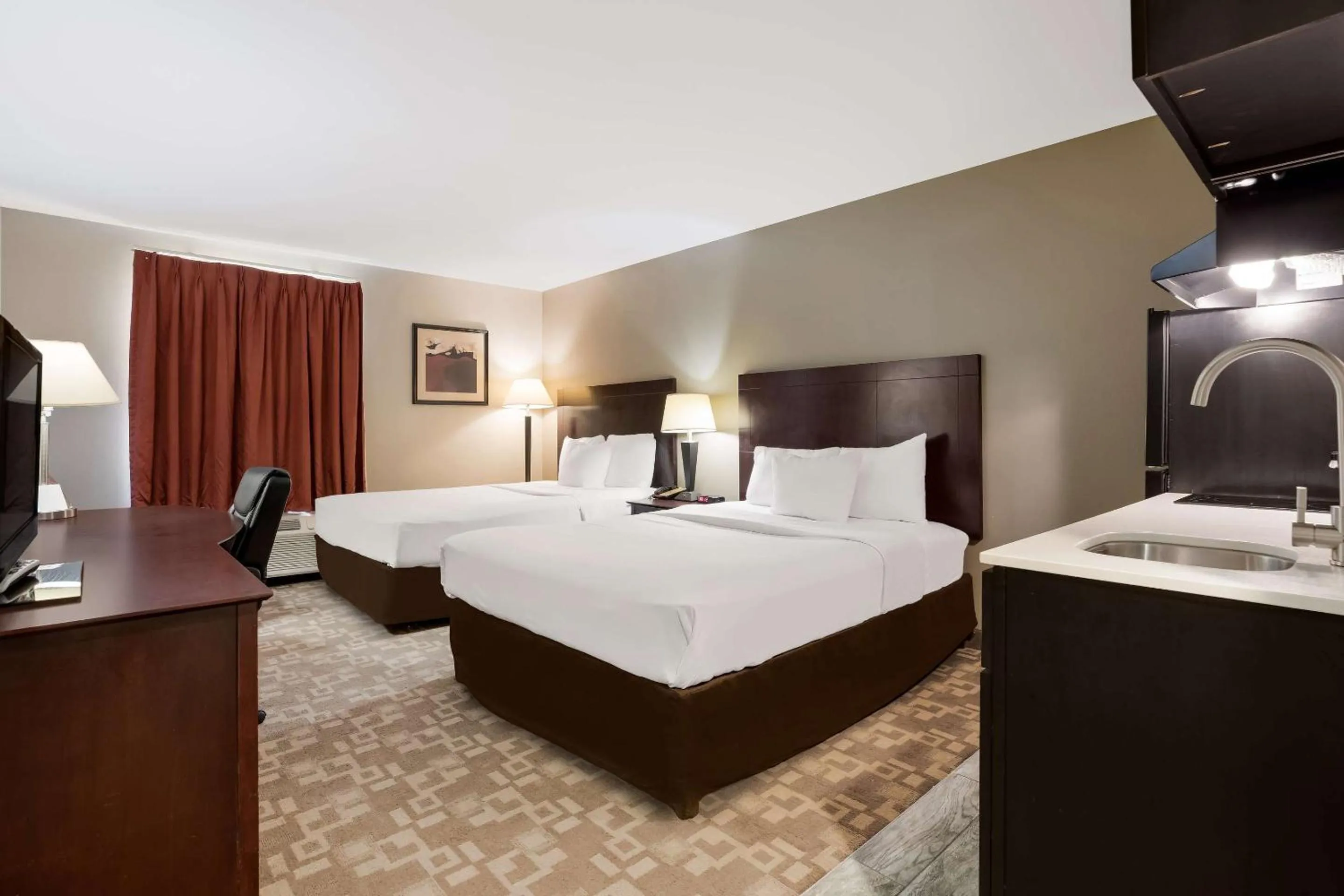 Bedroom, Bed in Suburban Studios Berwick - Morgan City