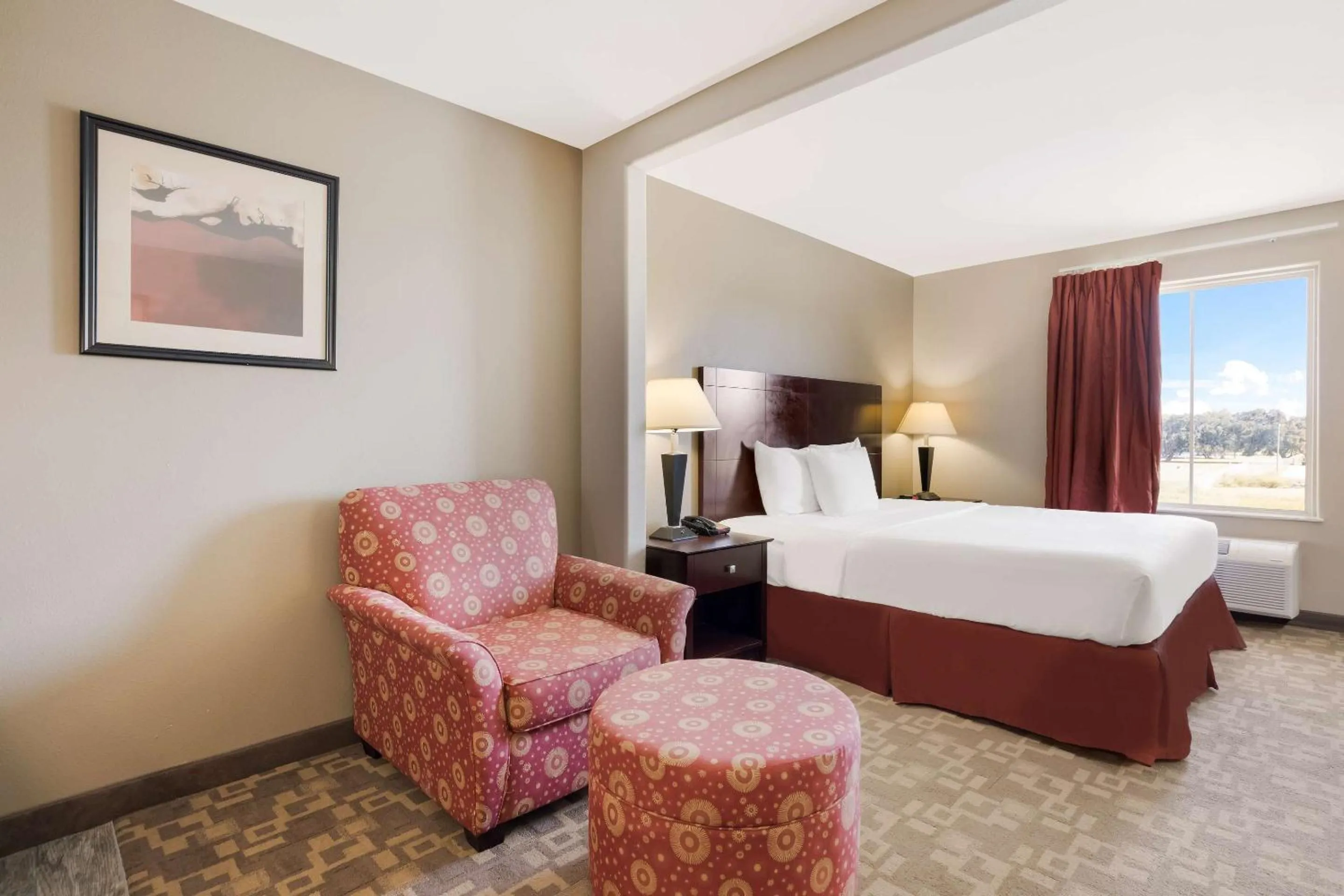 Bedroom, Bed in Suburban Studios Berwick - Morgan City