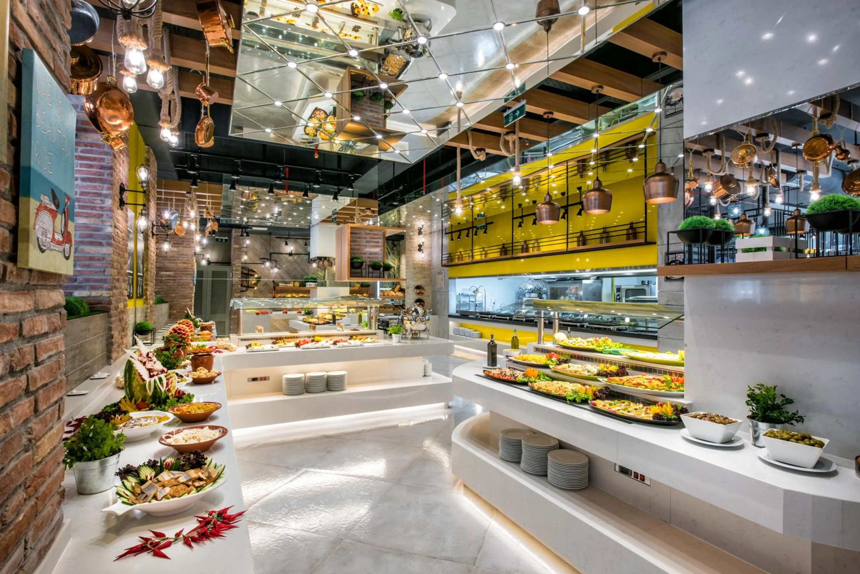 Restaurant/places to eat in Fodele Beach Water Park Resort