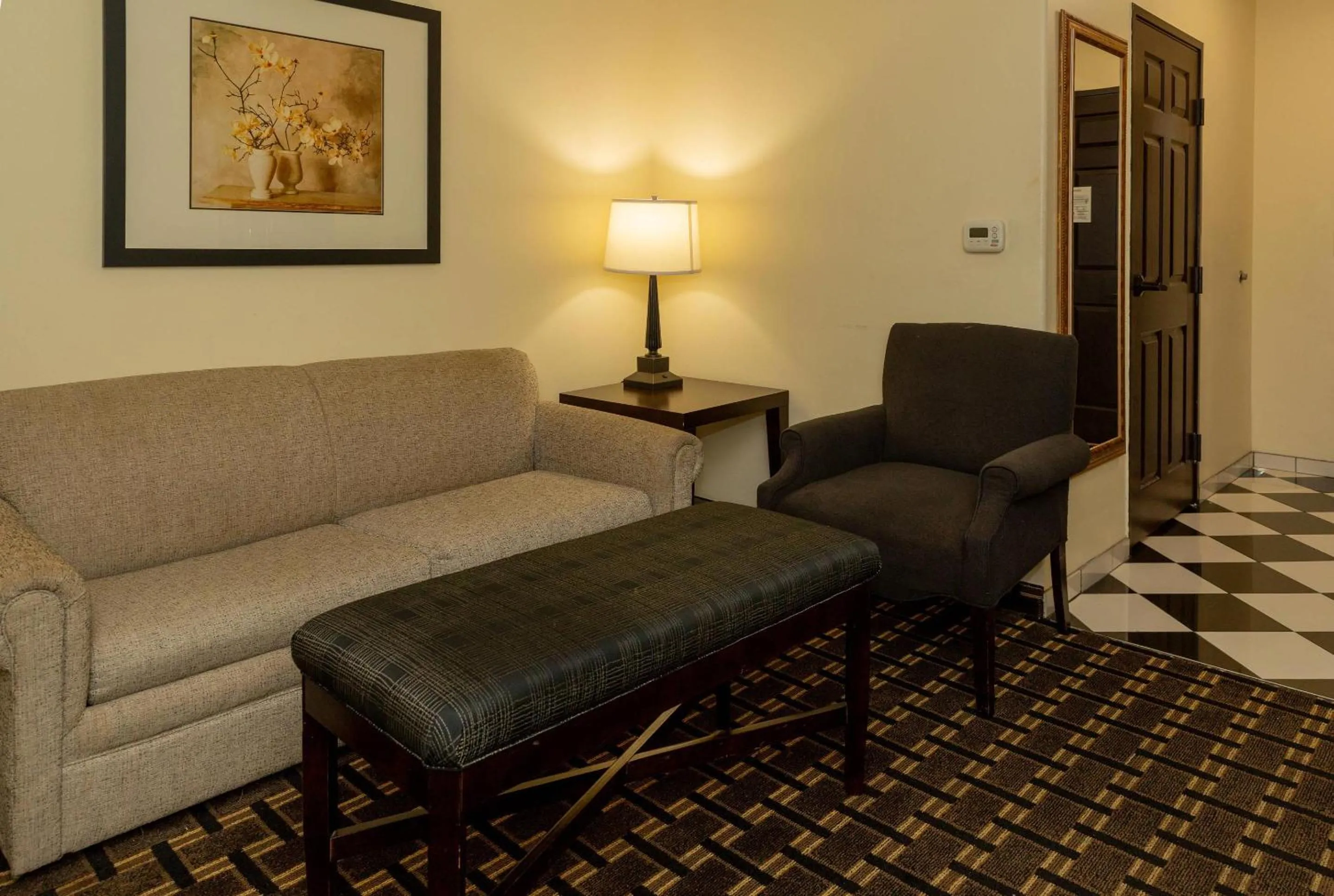 Bedroom in Evangeline Downs Hotel, an Ascend Collection Hotel