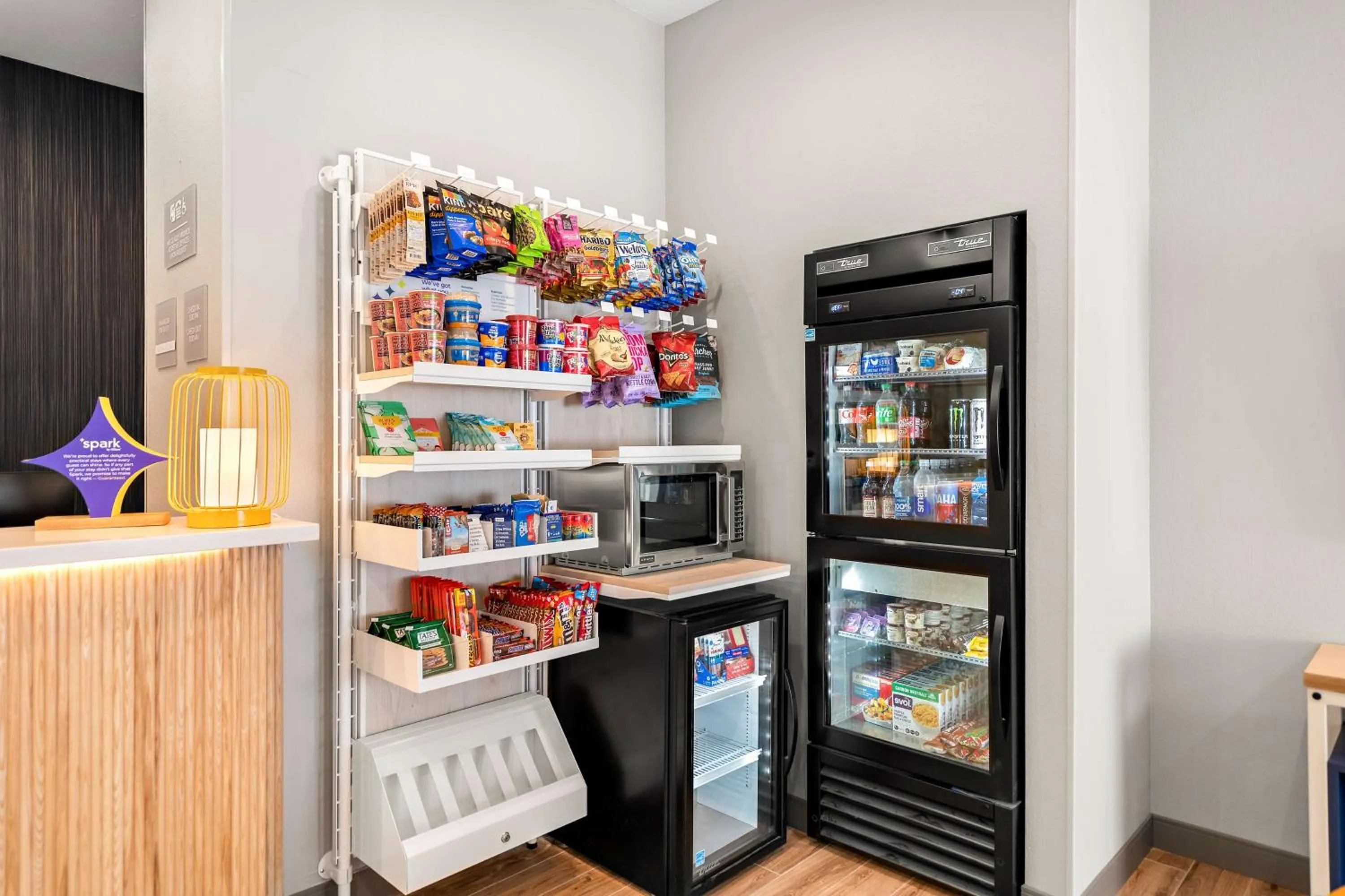 Restaurant/places to eat in Comfort Inn & Suites Mansfield