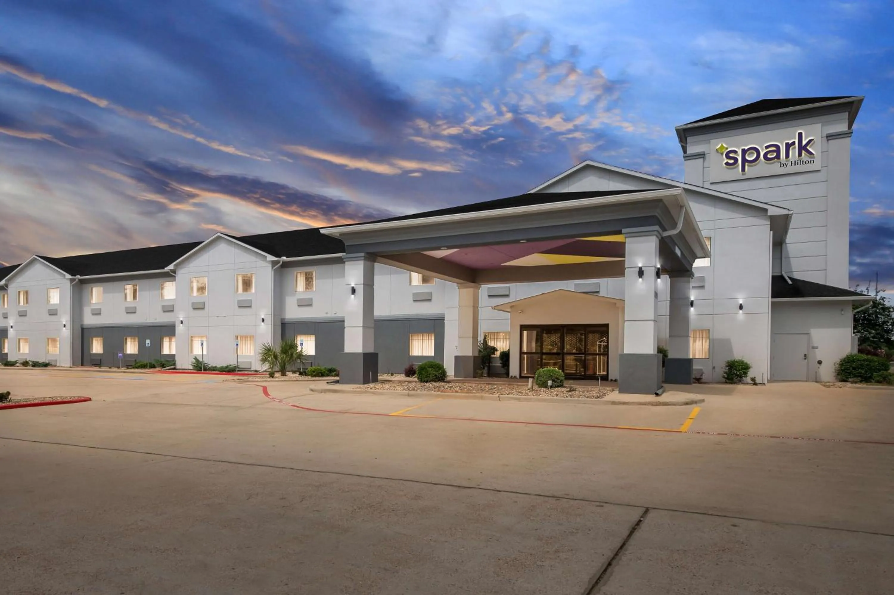 Property building in Comfort Inn & Suites Mansfield