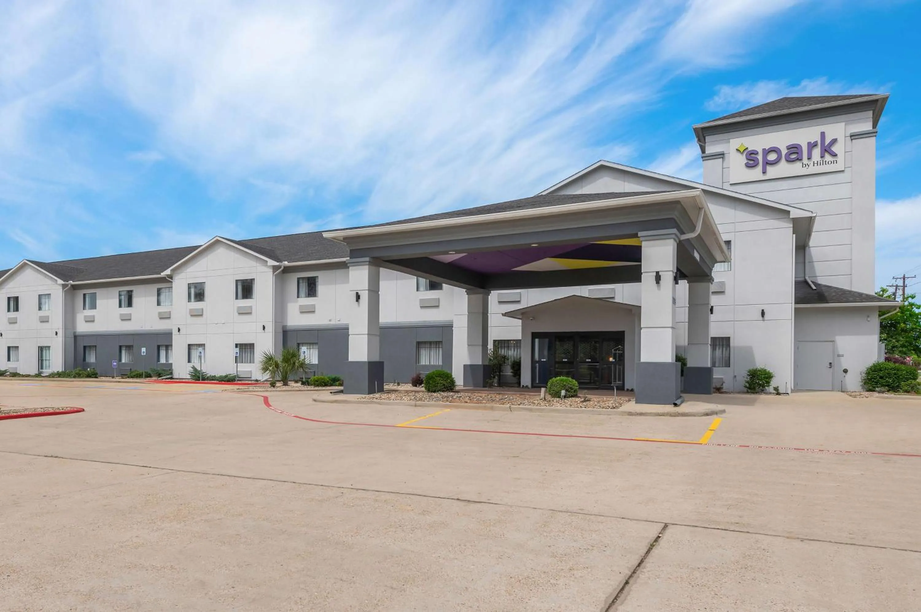 Property building in Comfort Inn & Suites Mansfield