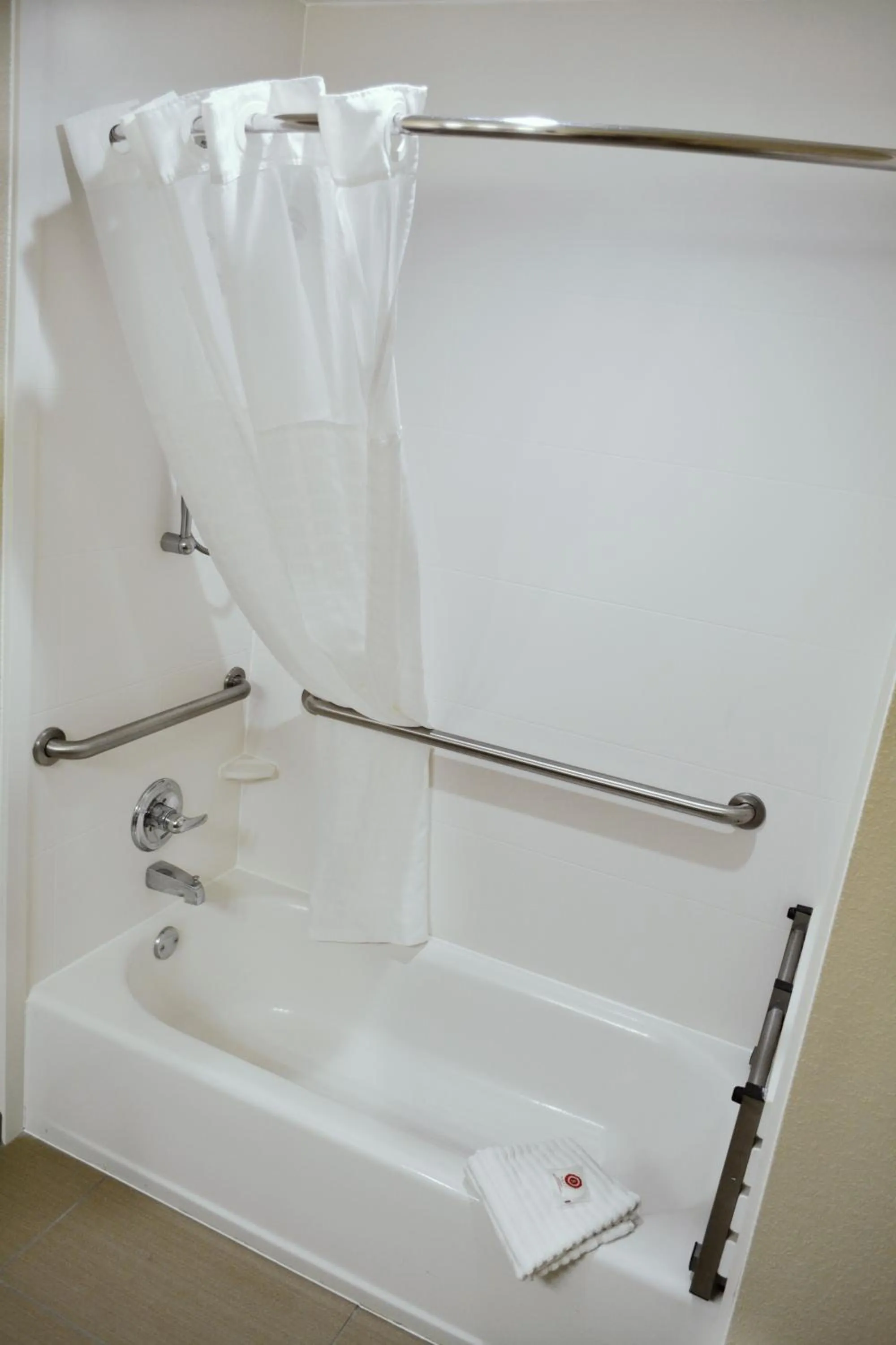 Shower in Comfort Inn & Suites Covington - Mandeville