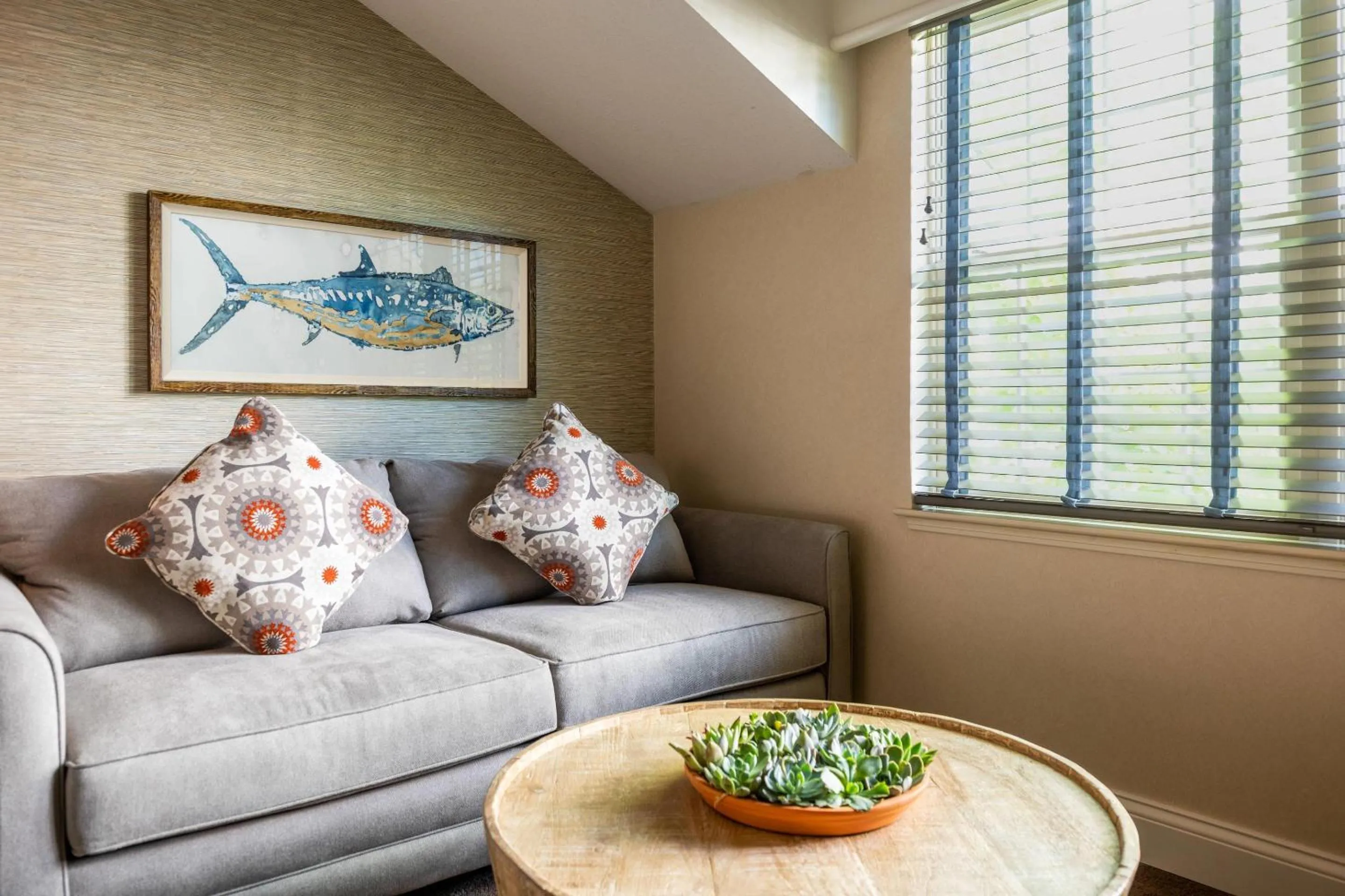 Bedroom in Edgar Hotel Martha's Vineyard, an Ascend Collection Hotel