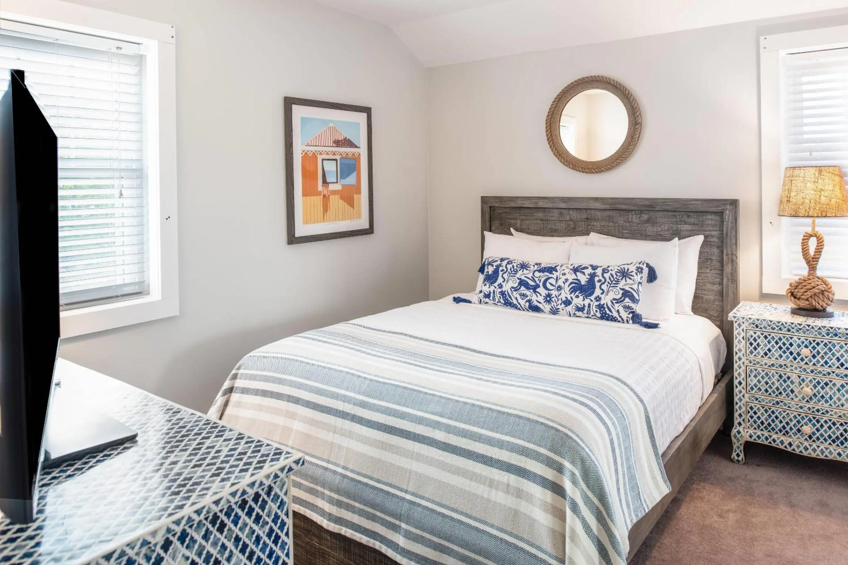 Bedroom, Bed in Edgar Hotel Martha's Vineyard, an Ascend Collection Hotel