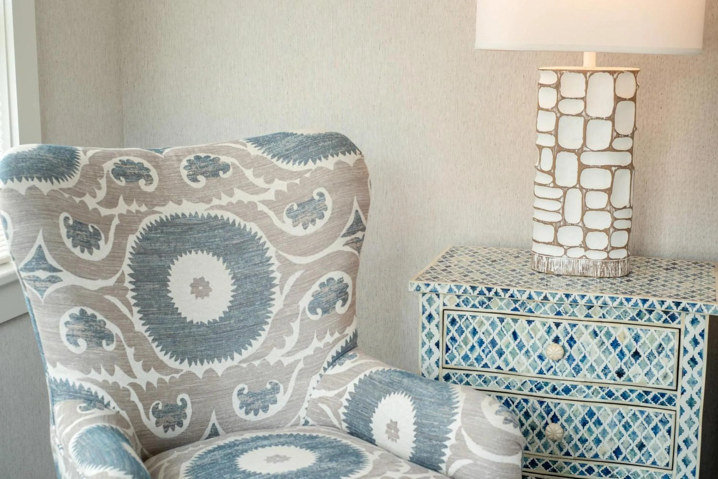 Bedroom in Edgar Hotel Martha's Vineyard, an Ascend Collection Hotel